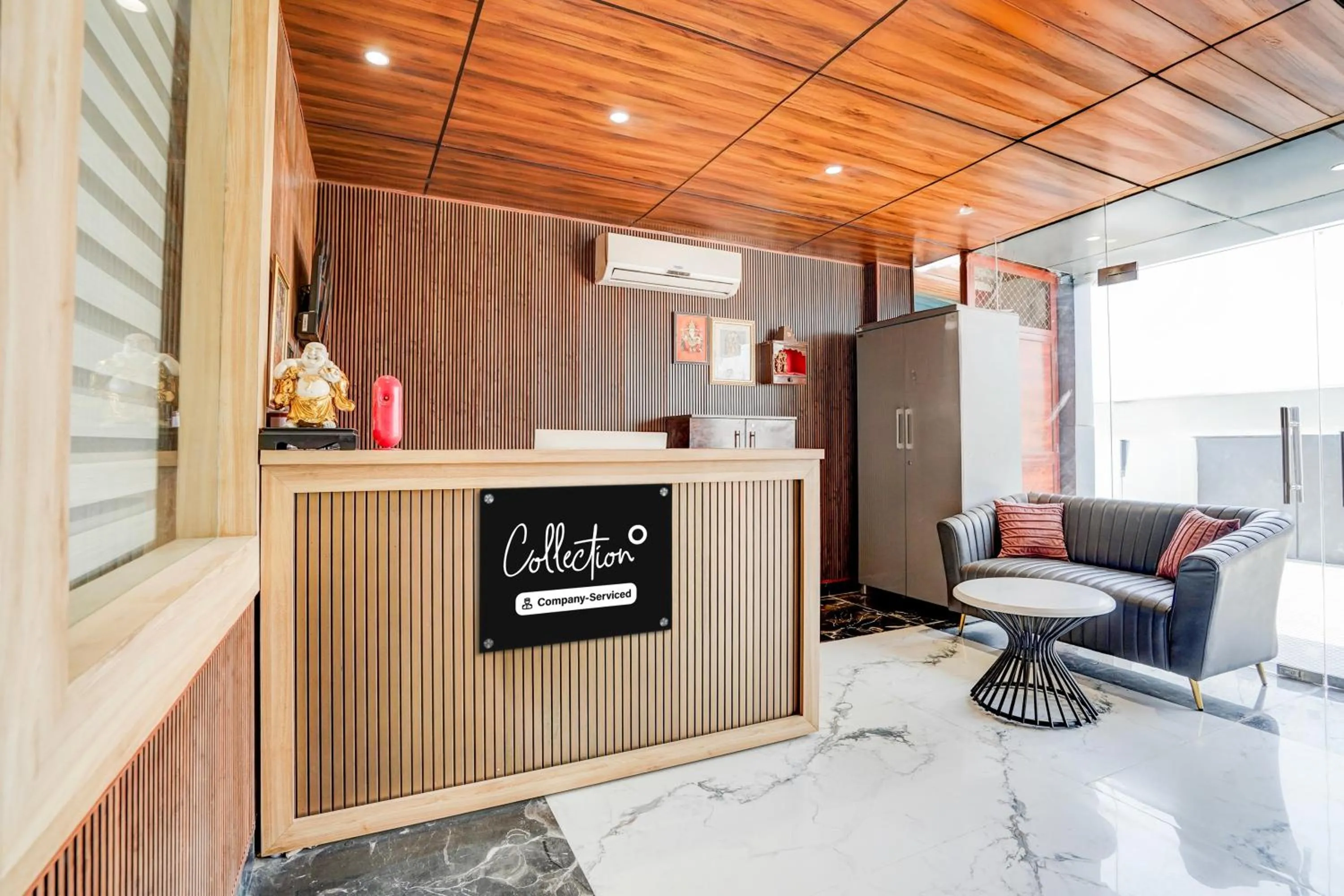 Lobby or reception in Super Collection O Ram Mandir Ayodhya Formerly Hotel Aarambh