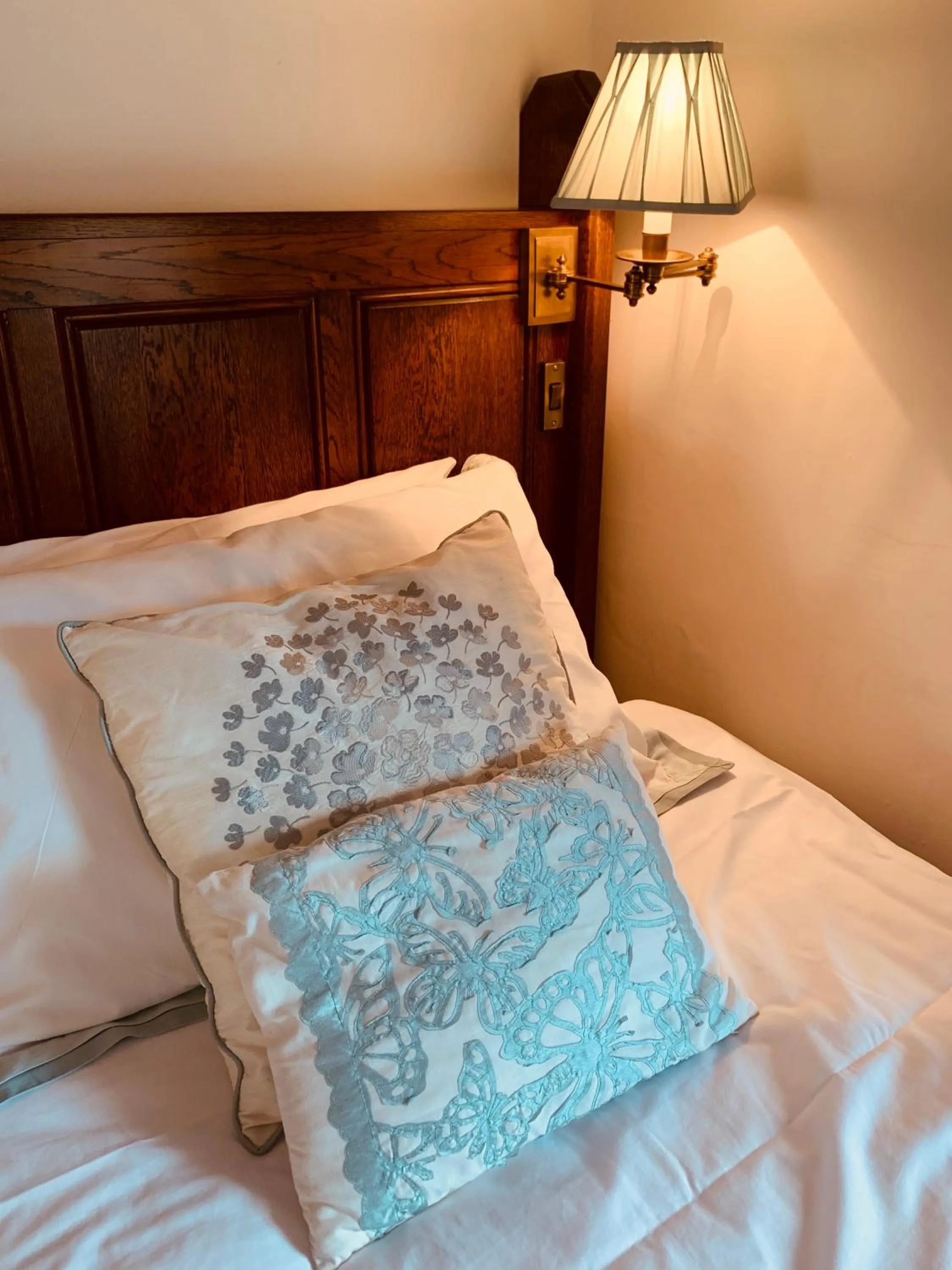 Bed in Busfeild Arms