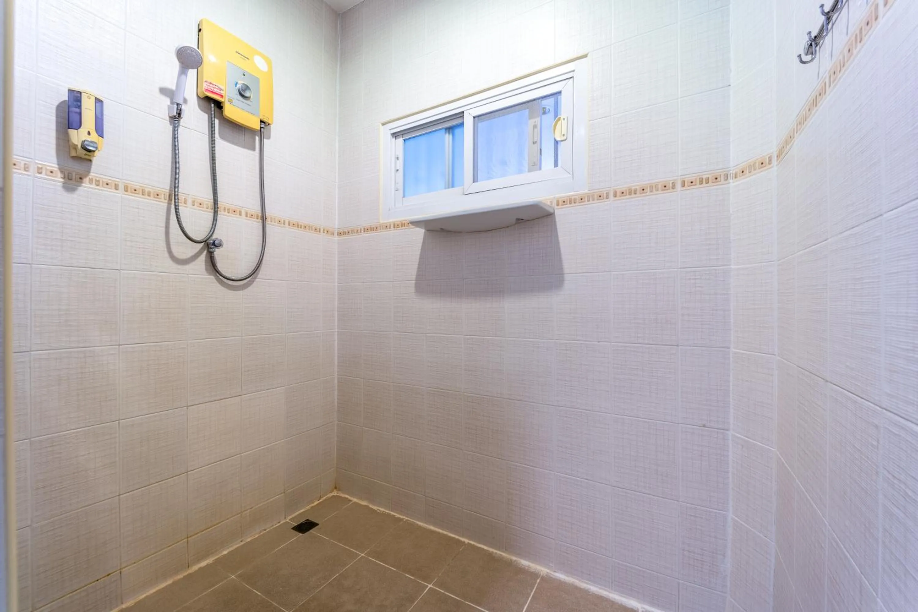 Bathroom in Siam Court Hotel and Resort