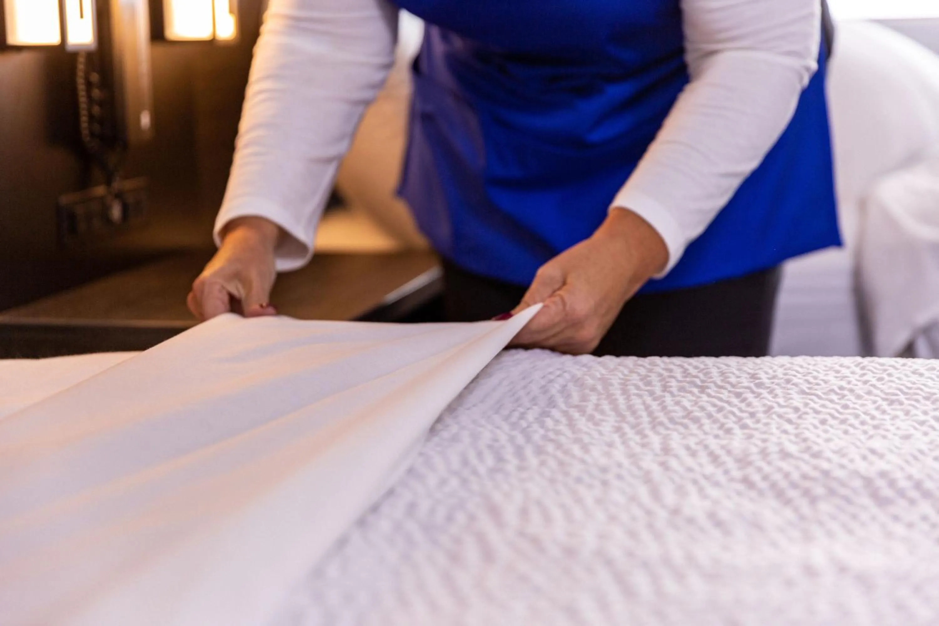 Staff, Bed in Motel 6-Holbrook, AZ