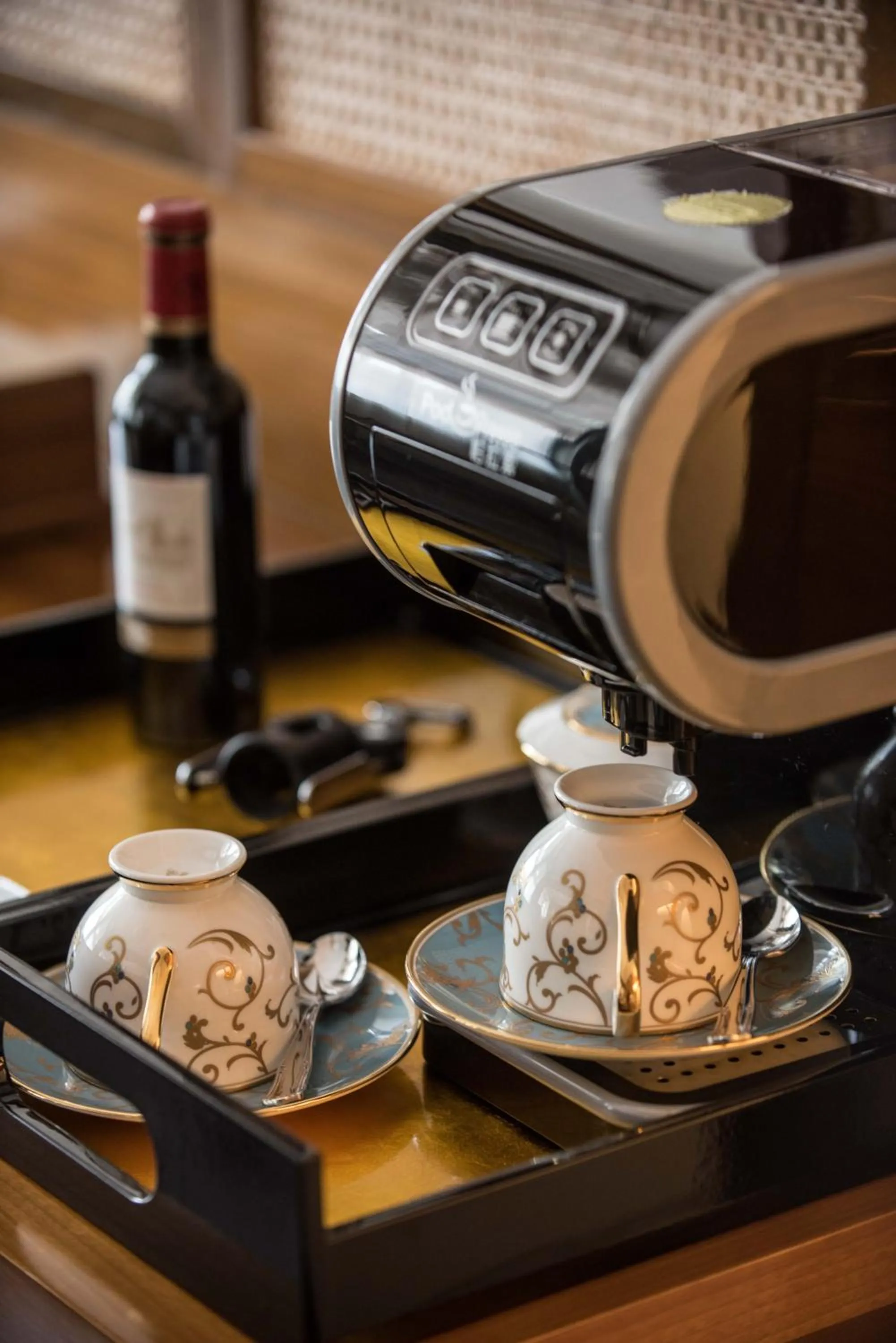 Other in Cours Et Pavillons