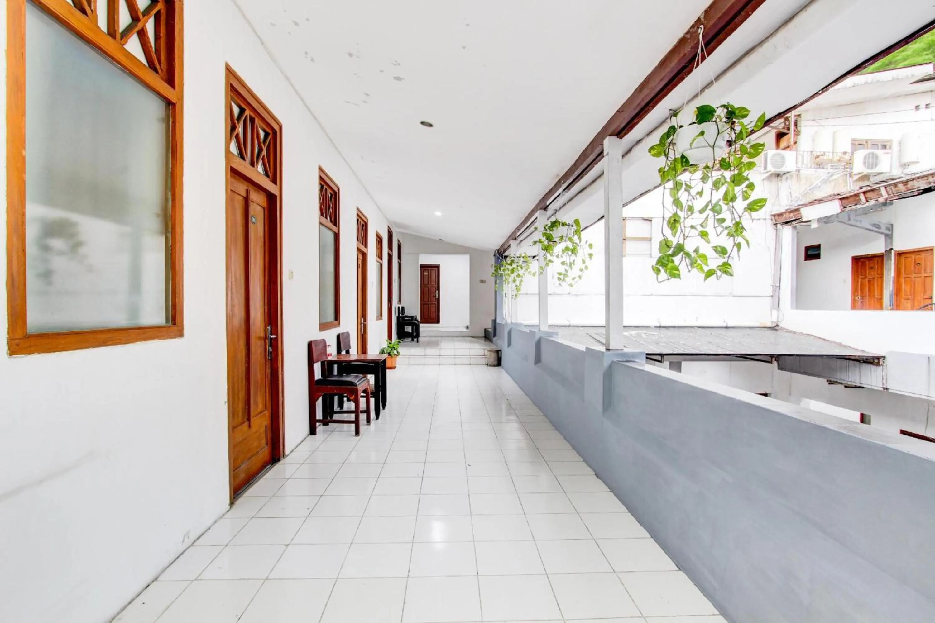 Lobby or reception in Collection O Jalan Slamet Riyadi Near Kampung Batik Kauman Formerly Hotel Grand Kota