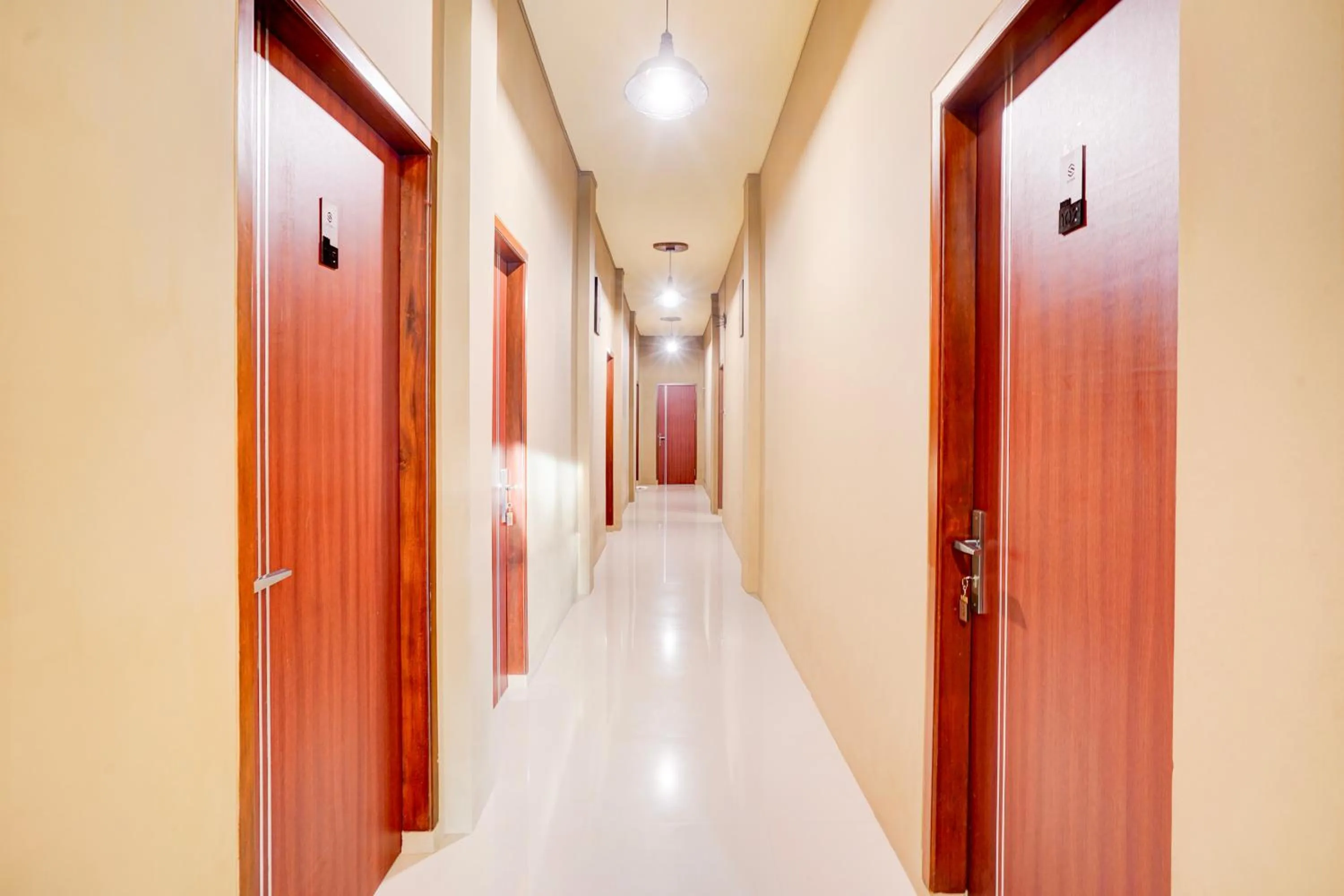 Area and facilities in Collection O Padang City Center Near Transmart Padang Formerly De Orchids