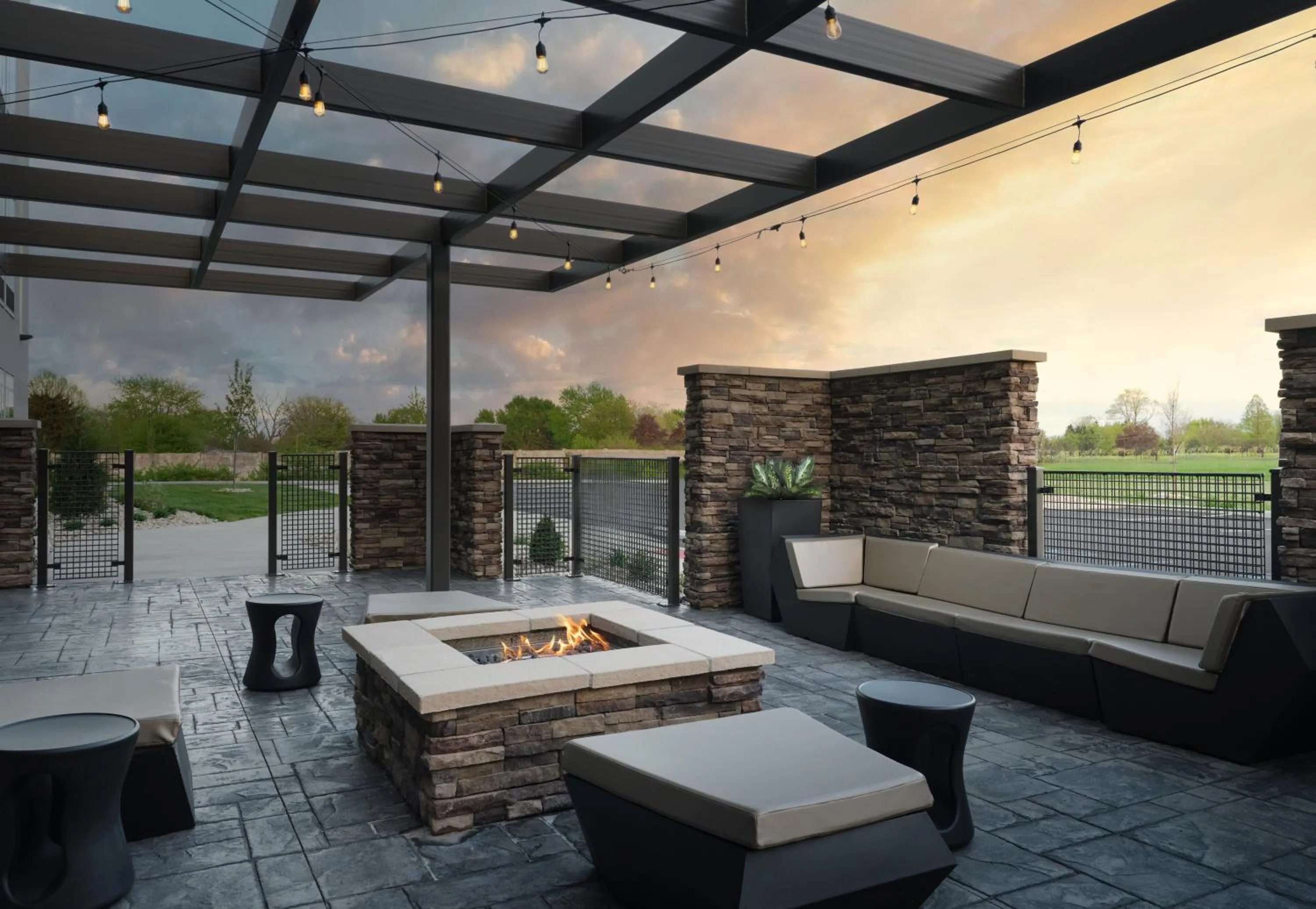 Patio in SpringHill Suites by Marriot Troy Dayton
