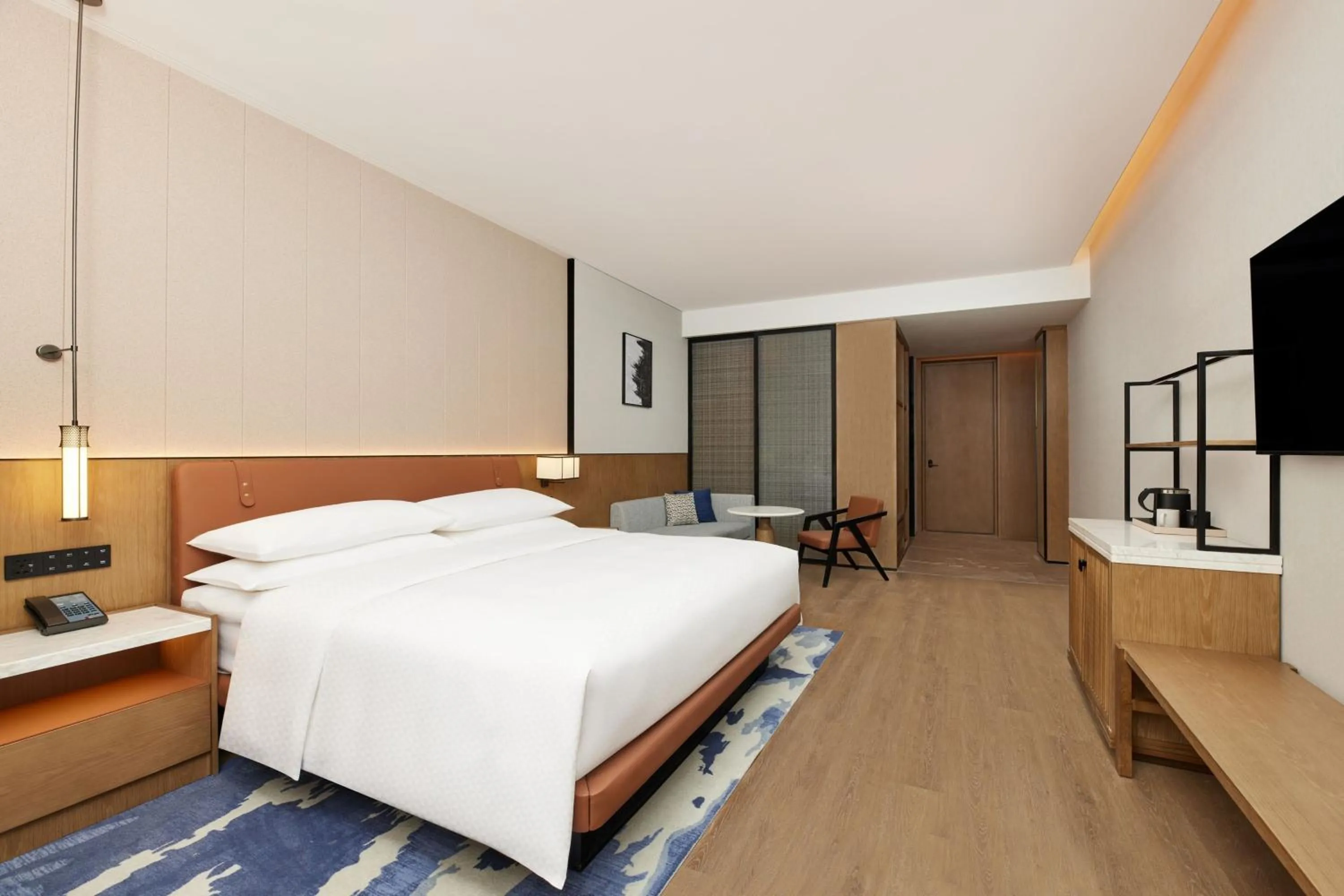 Photo of the whole room, Bed in Four Points by Sheraton Dunhuang