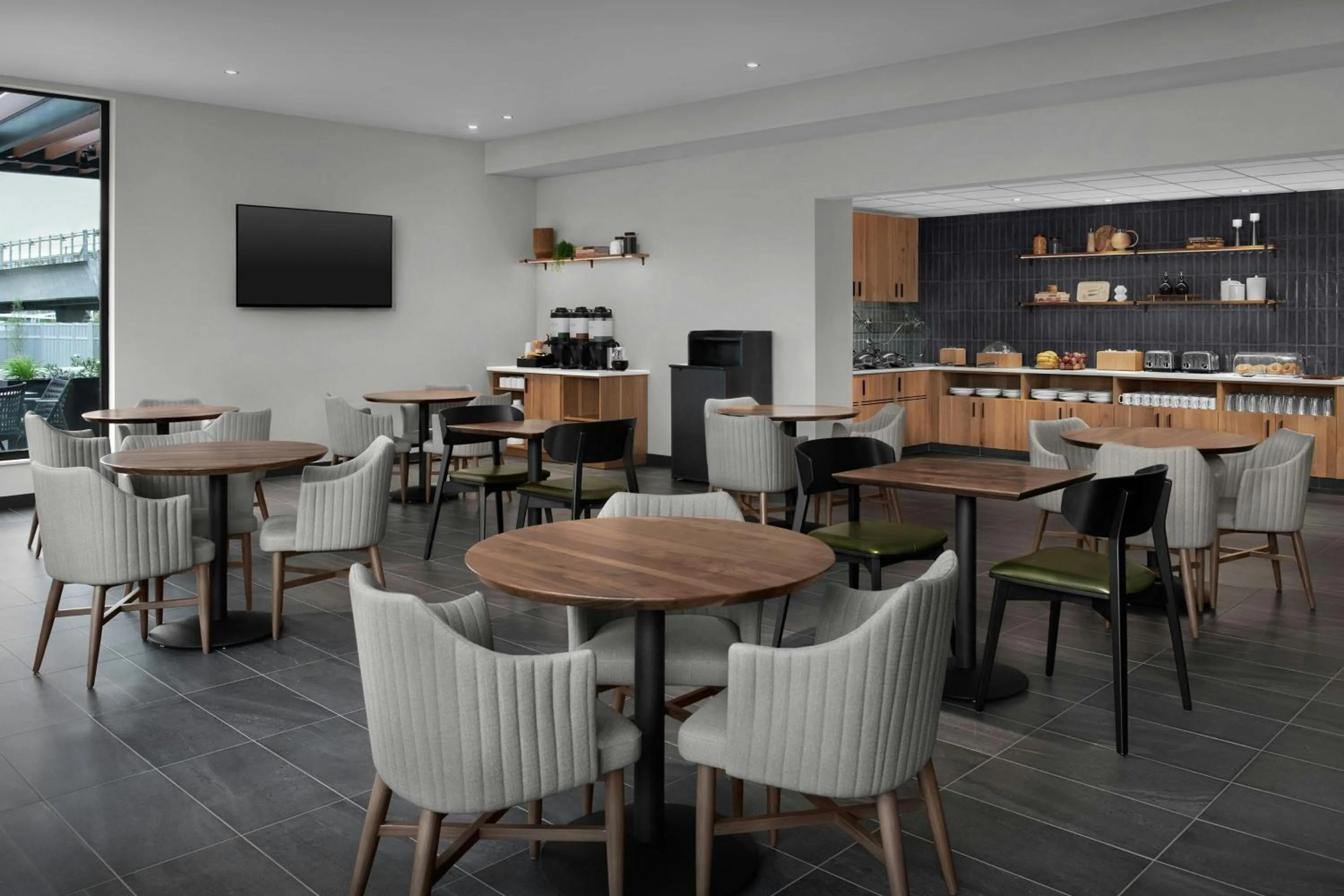 Breakfast in Residence Inn by Marriott Seattle Northgate Station