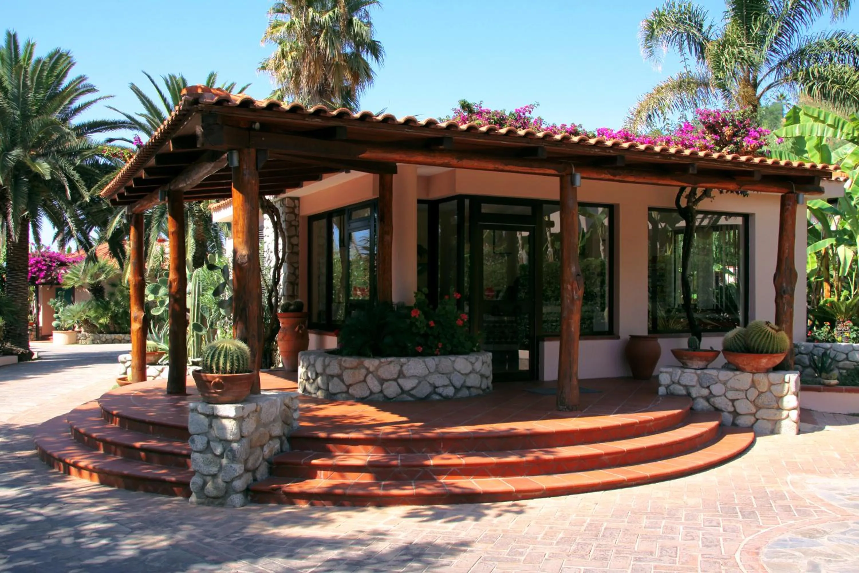 Property building in Hotel Villaggio Cala Di Volpe