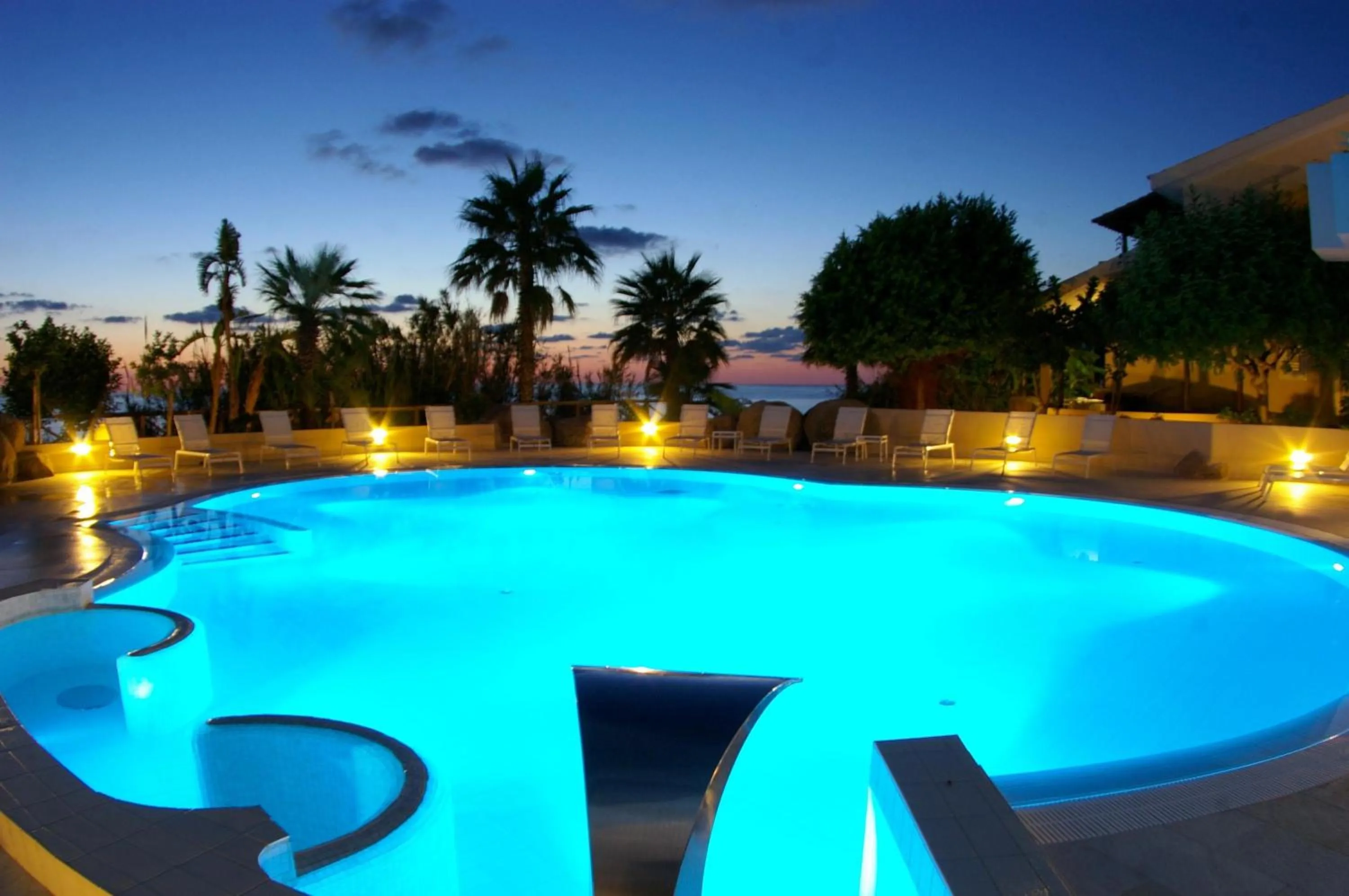 Night in Hotel Villaggio Cala Di Volpe