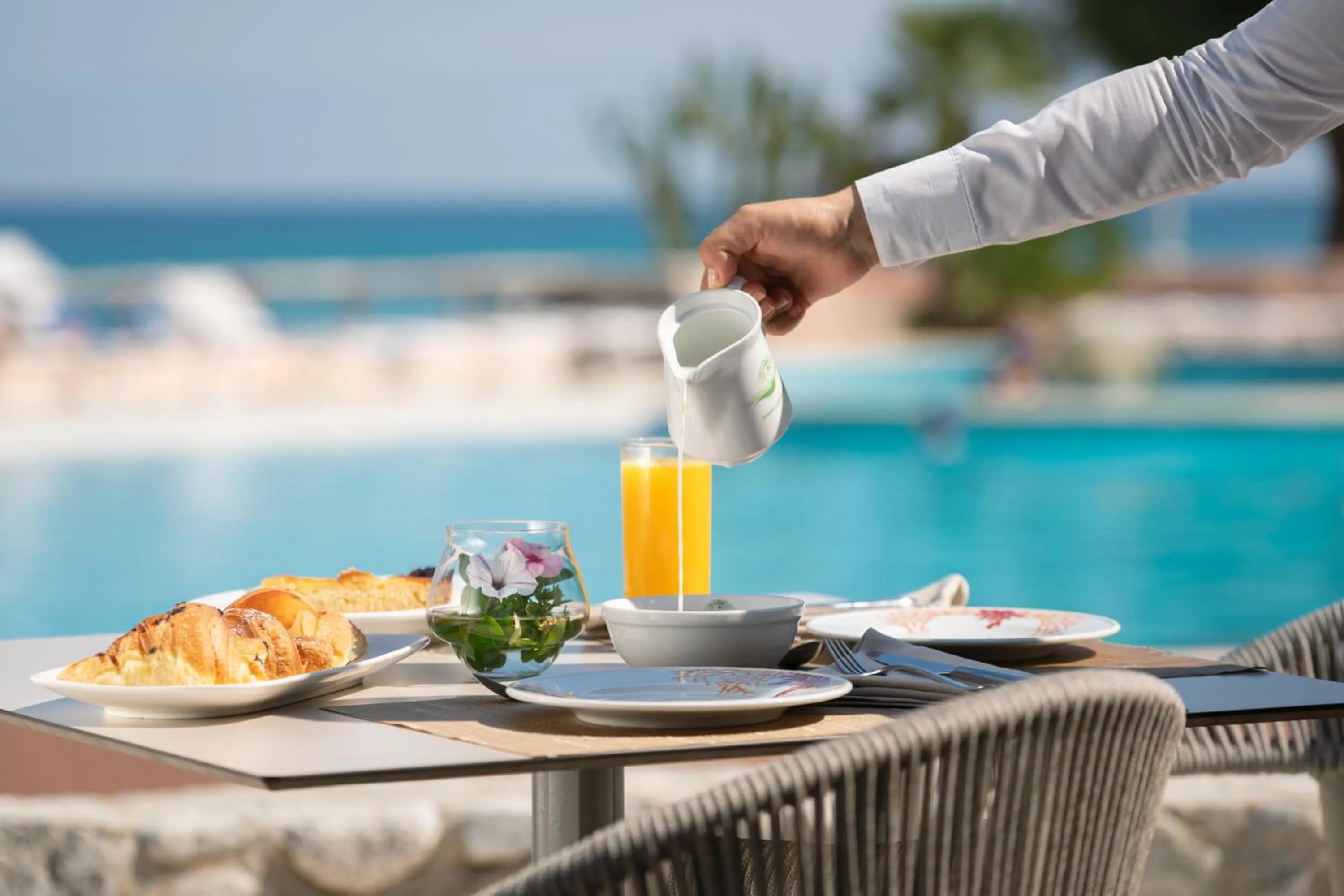 Breakfast in Hotel Villaggio Cala Di Volpe