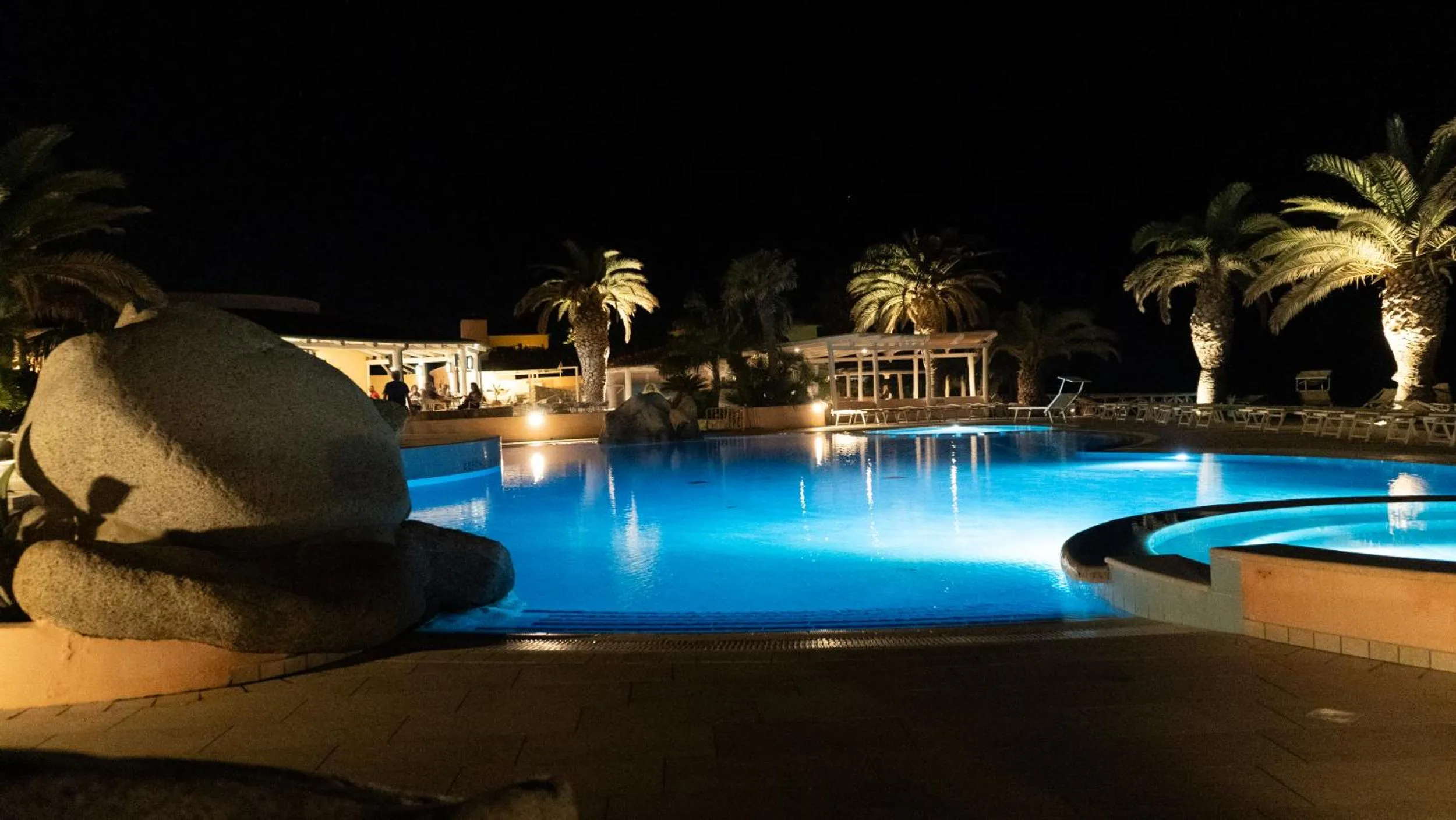 Night in Hotel Villaggio Cala Di Volpe