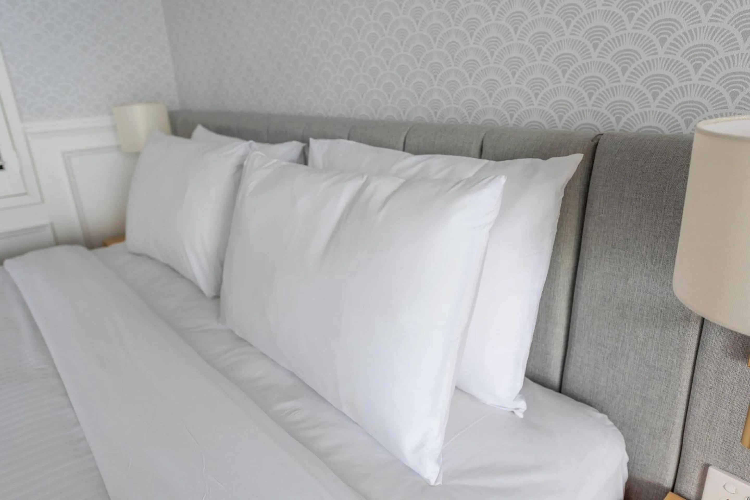 Bedroom, Bed in The Beachcomber Hotel & Resort, an Ascend Collection Resort