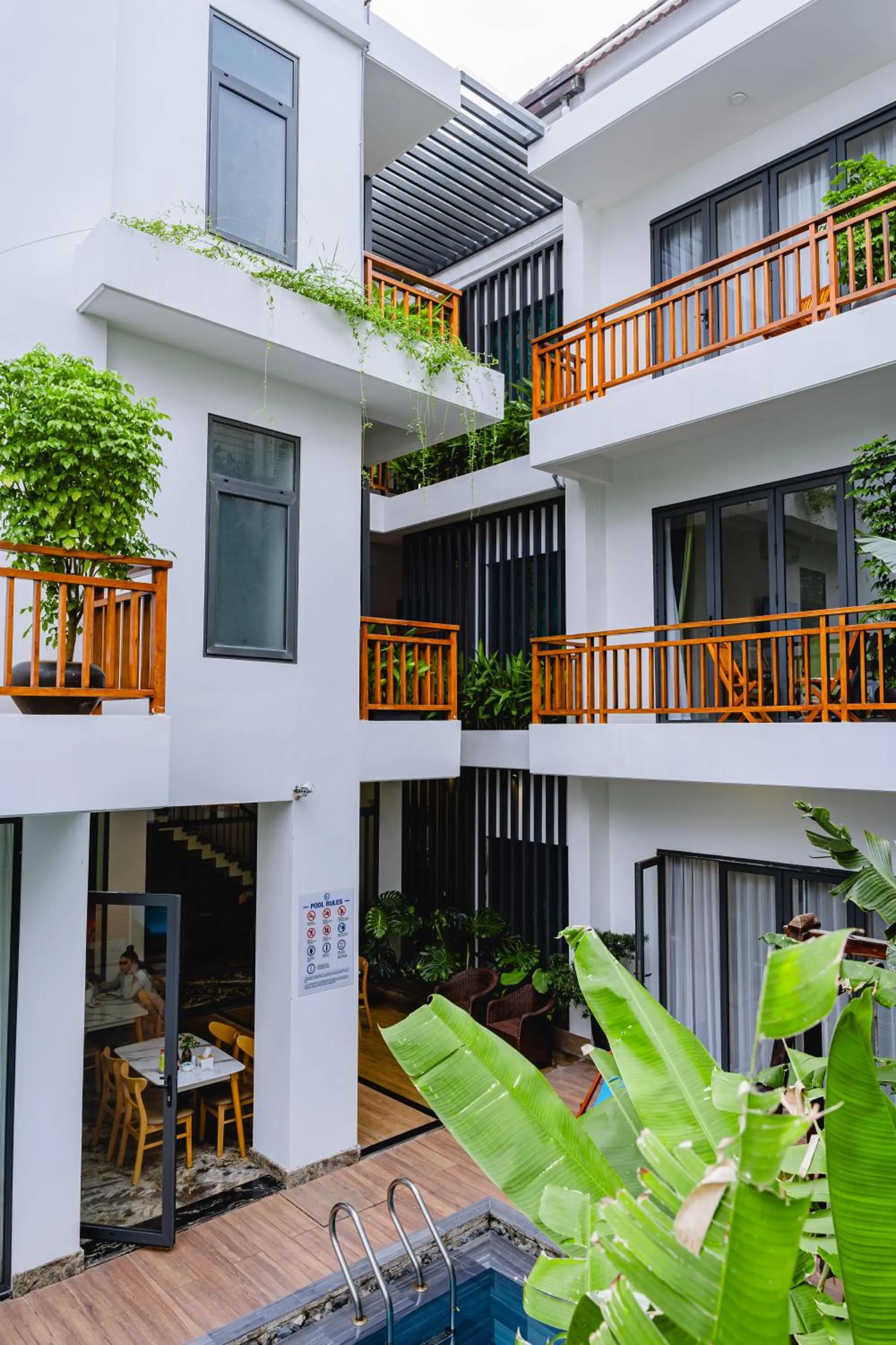 Property building in Palm Riverside Boutique