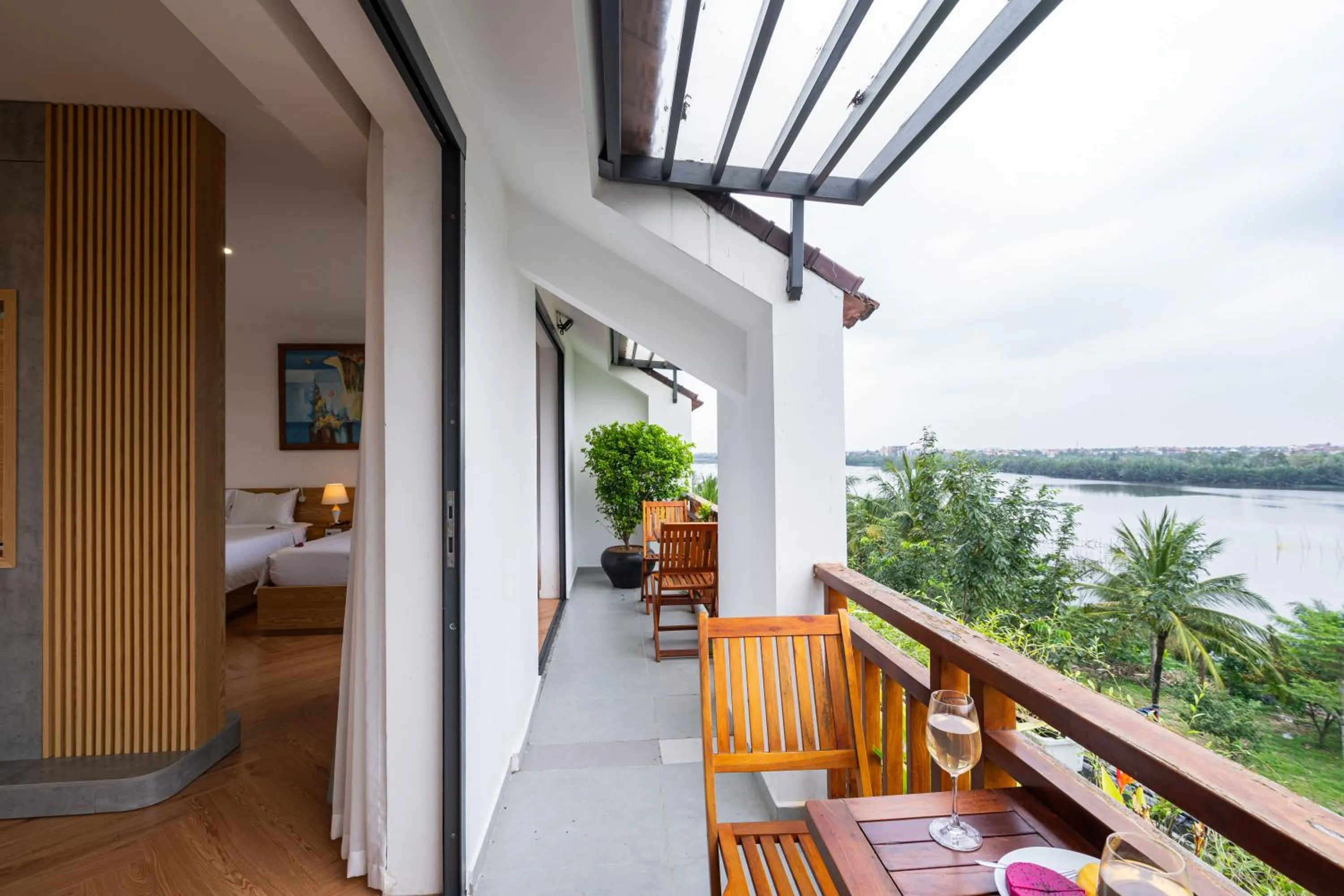 Patio in Palm Riverside Boutique