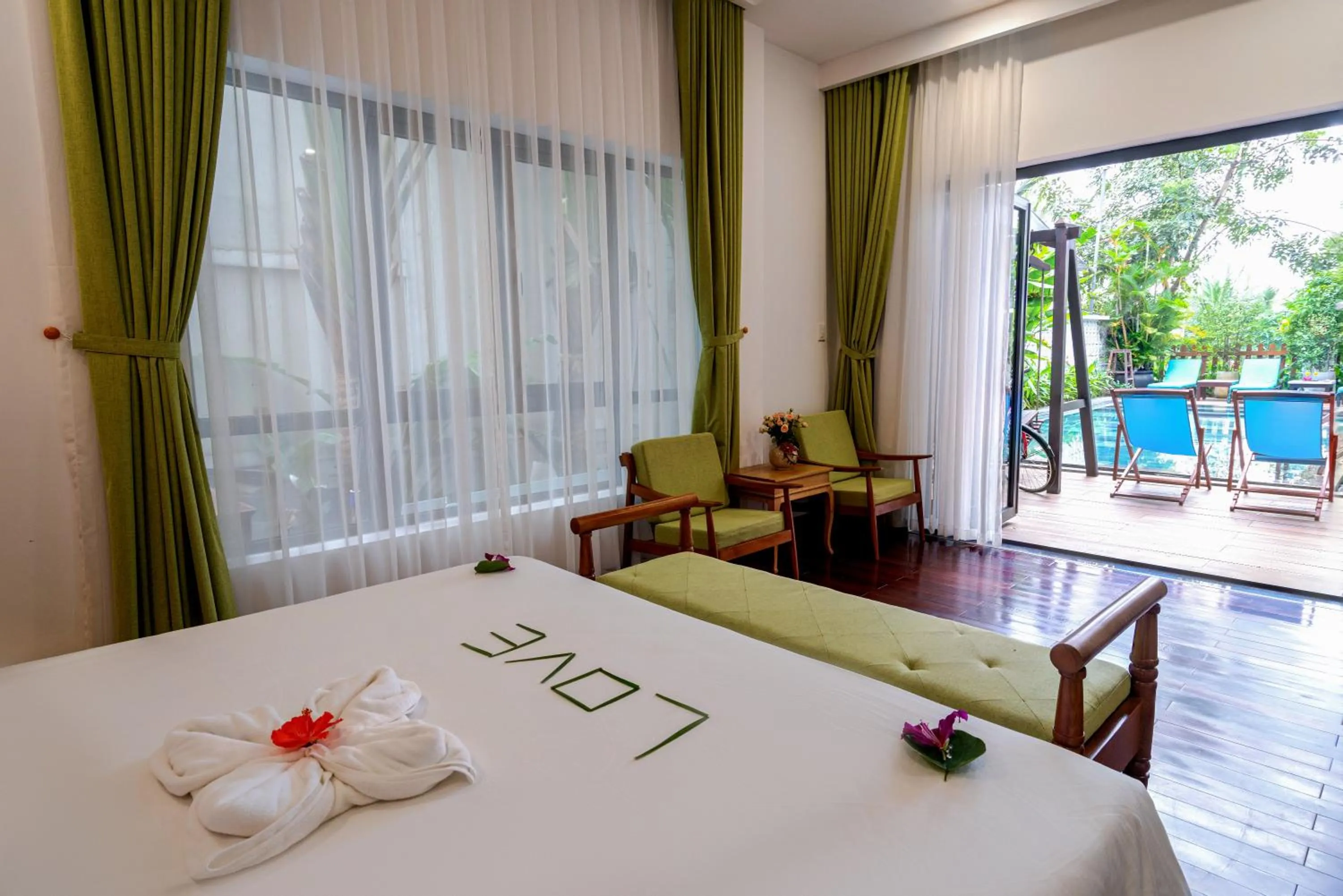 Bed in Palm Riverside Boutique