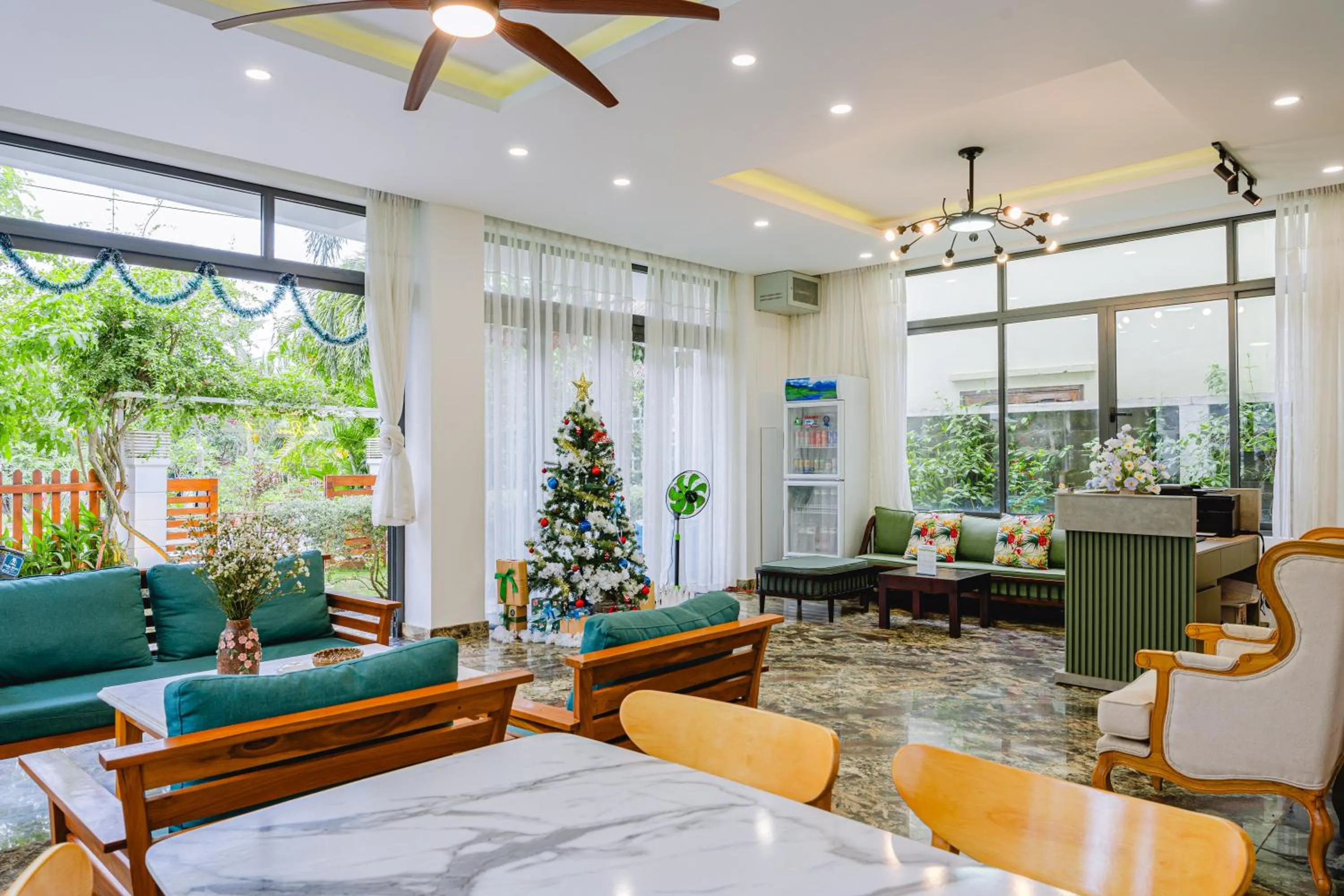 Living room in Palm Riverside Boutique