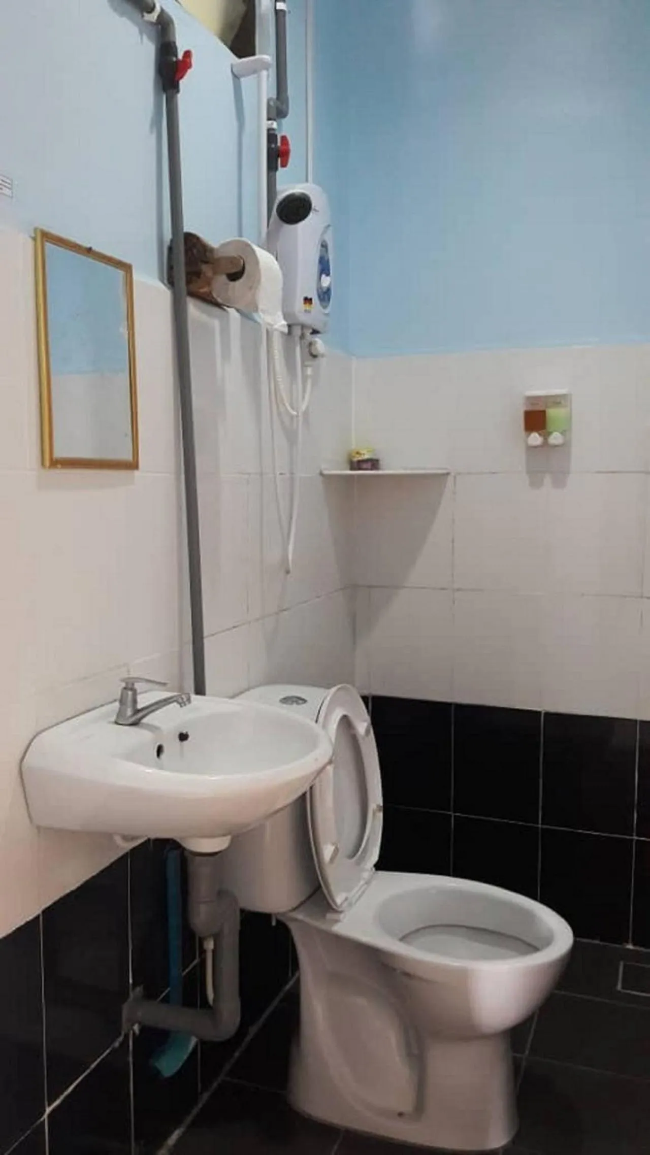 Bathroom in Pangkor Fish House