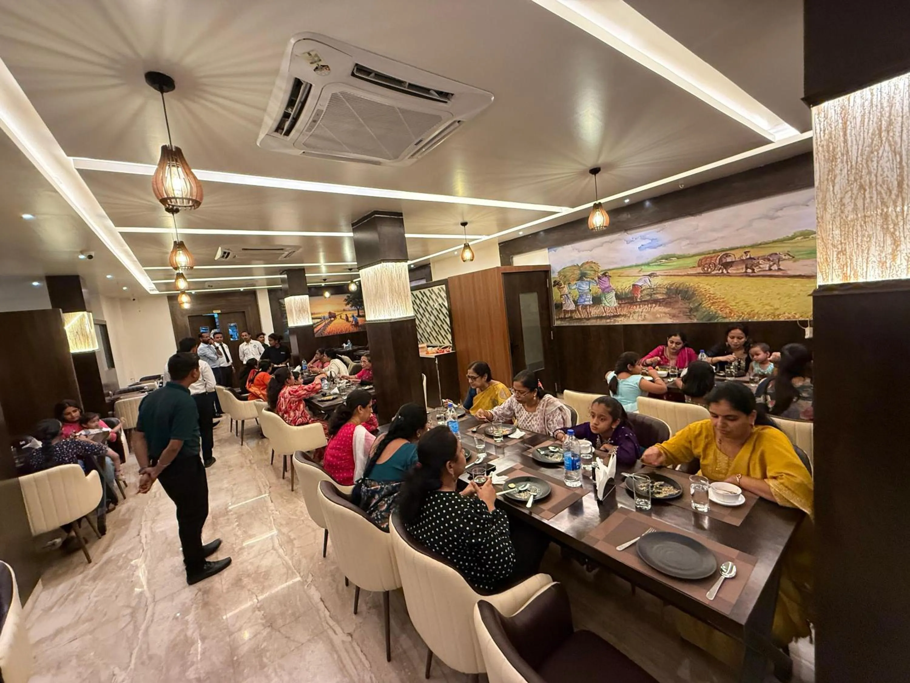 Restaurant/places to eat in Srigandha Residency