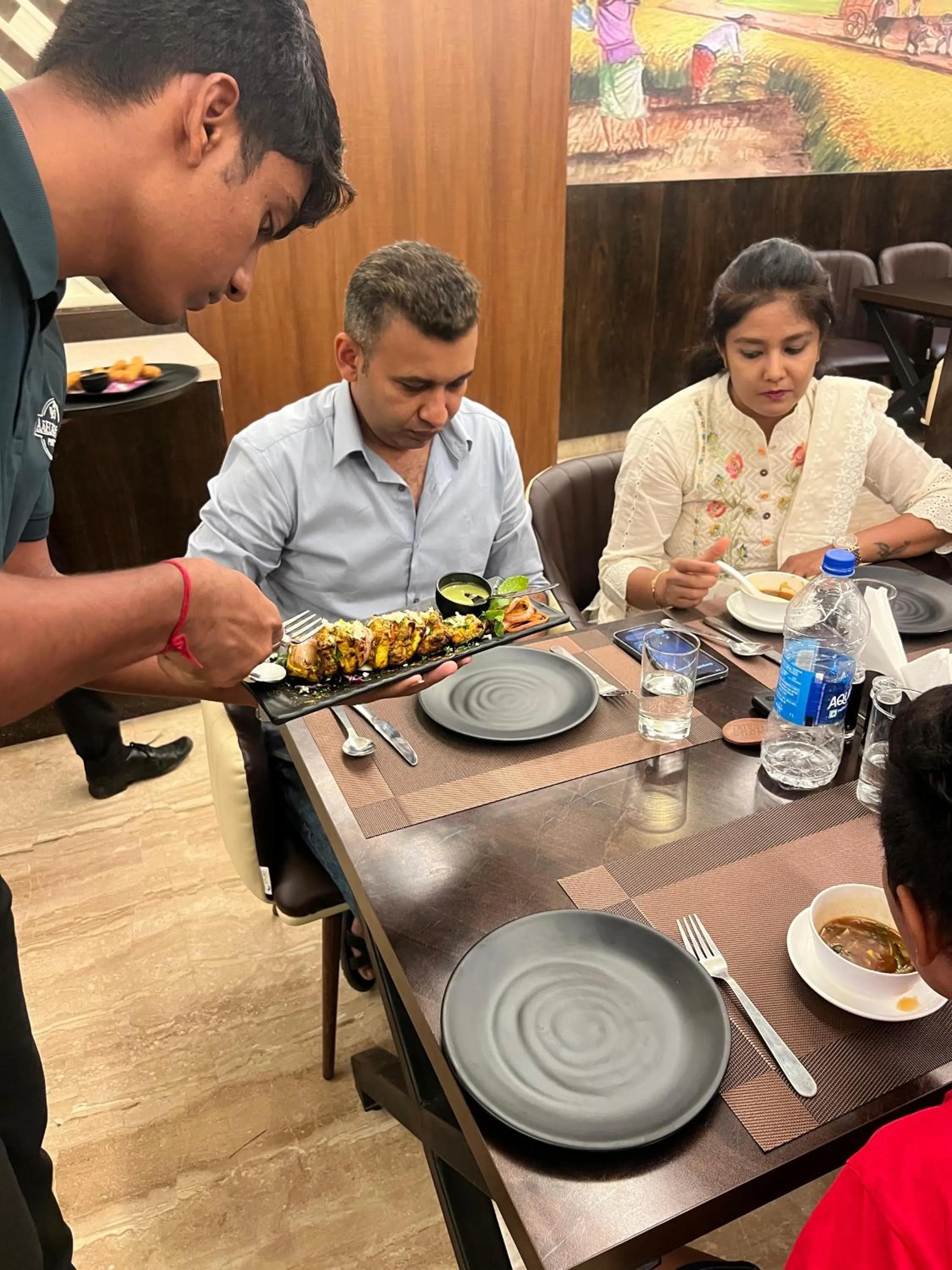 Restaurant/places to eat in Srigandha Residency