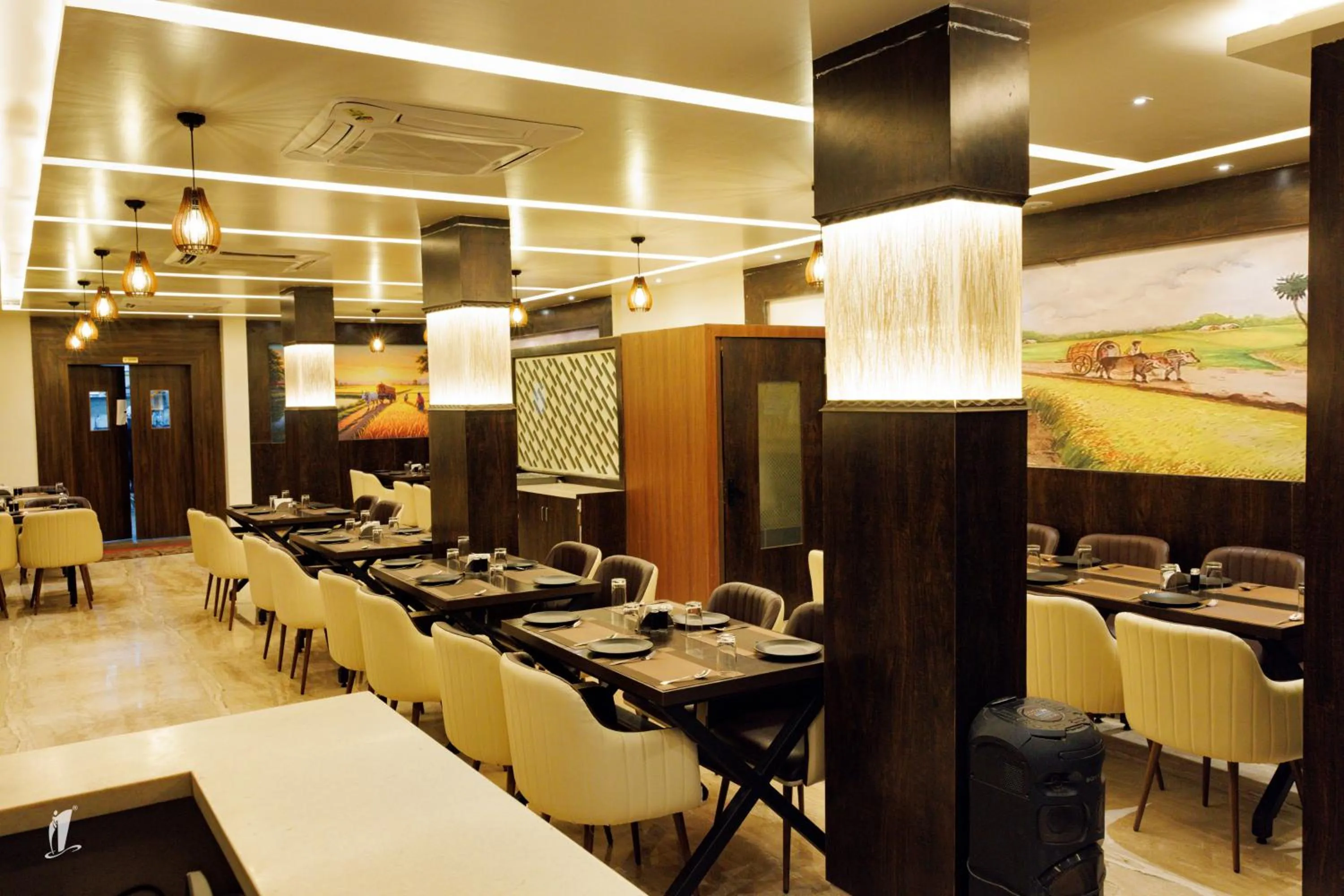 Restaurant/places to eat in Srigandha Residency