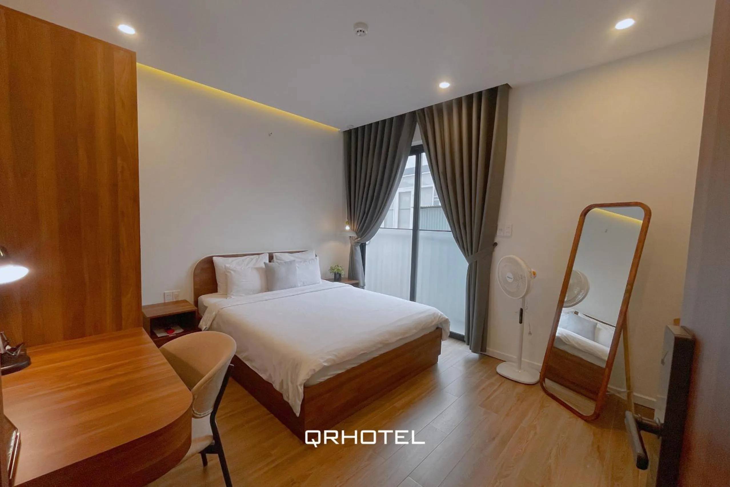 Bed in QR Hotel Dalat