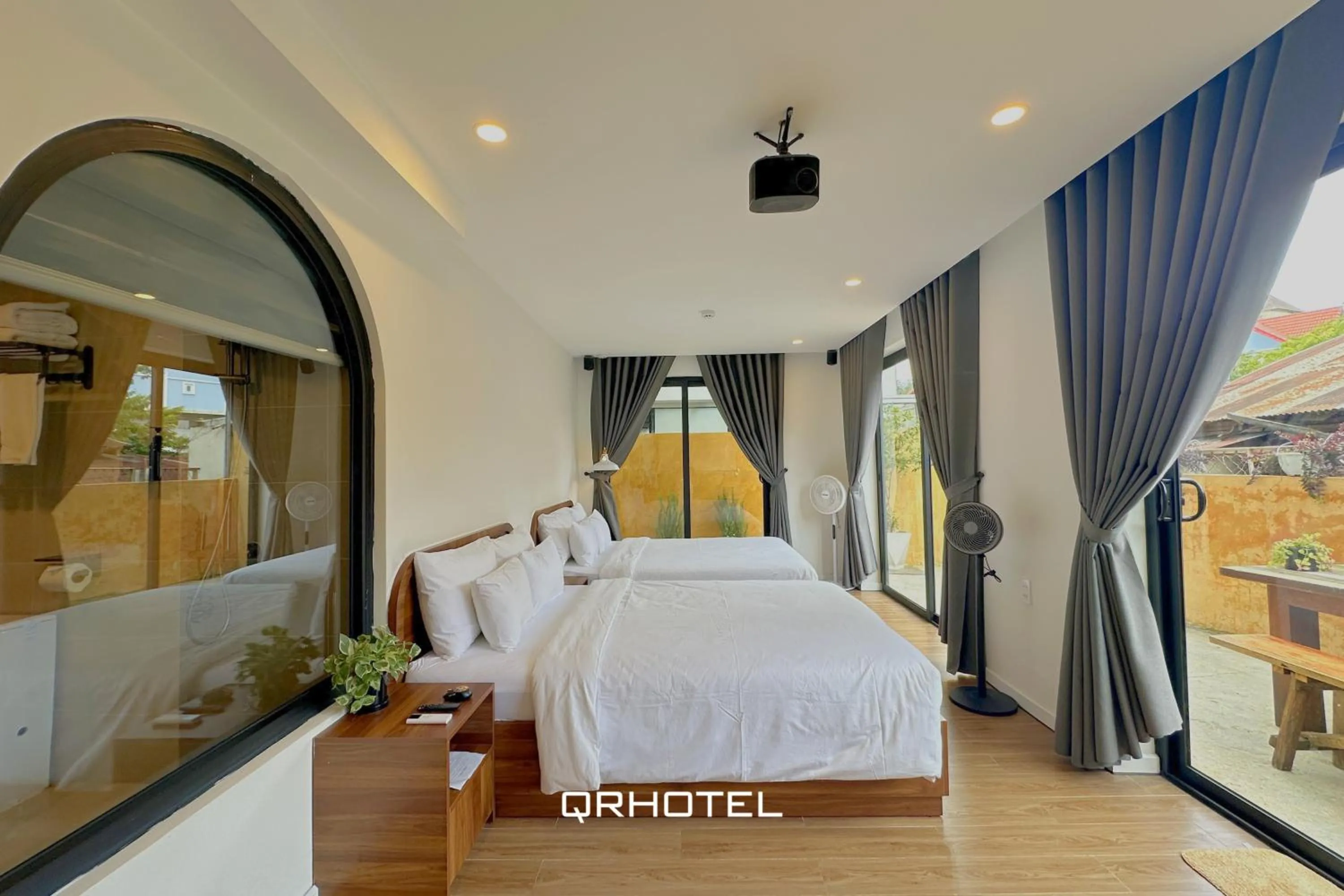 Bed in QR Hotel Dalat