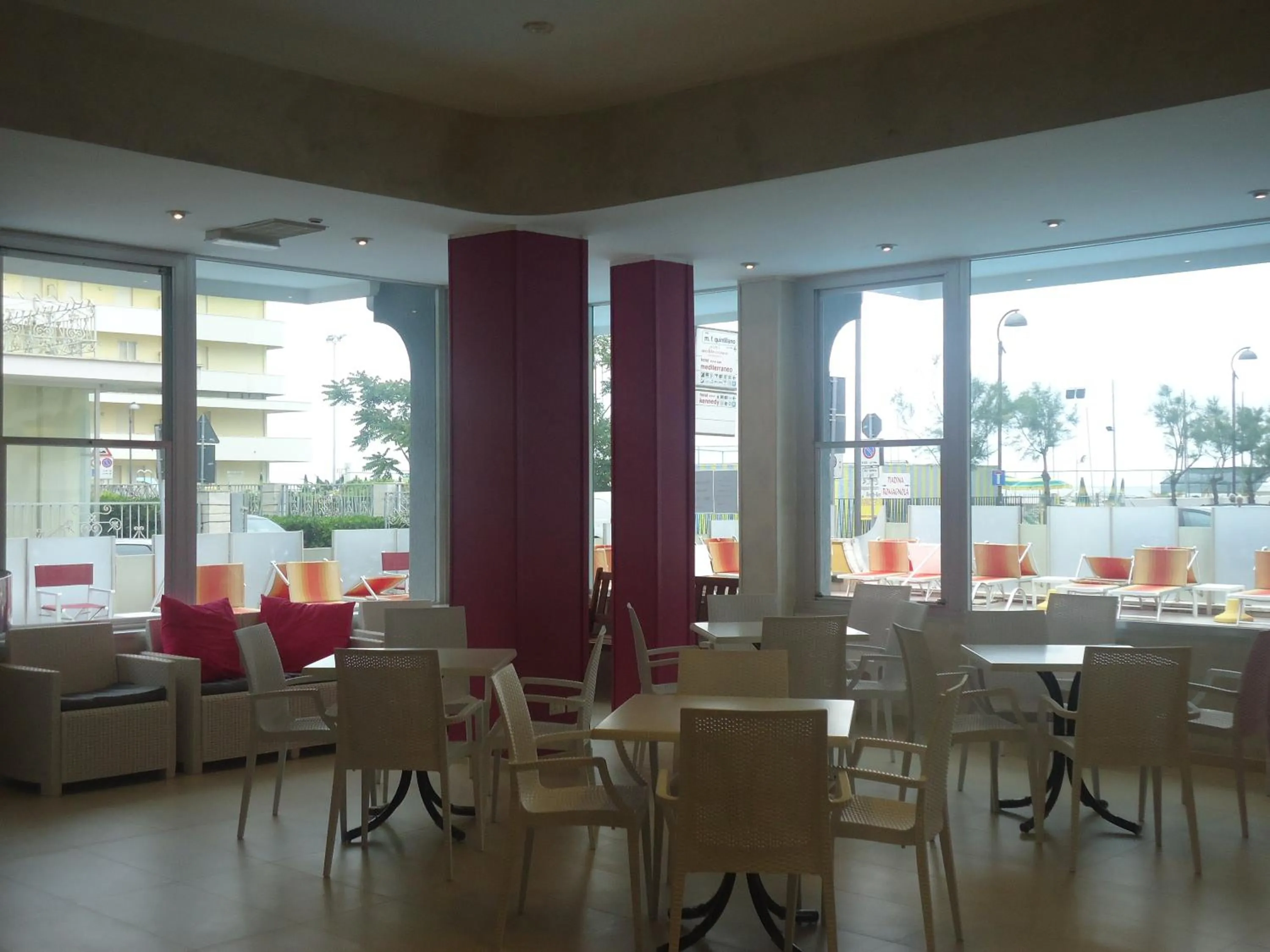 Restaurant/places to eat in Hotel Mont Blanc