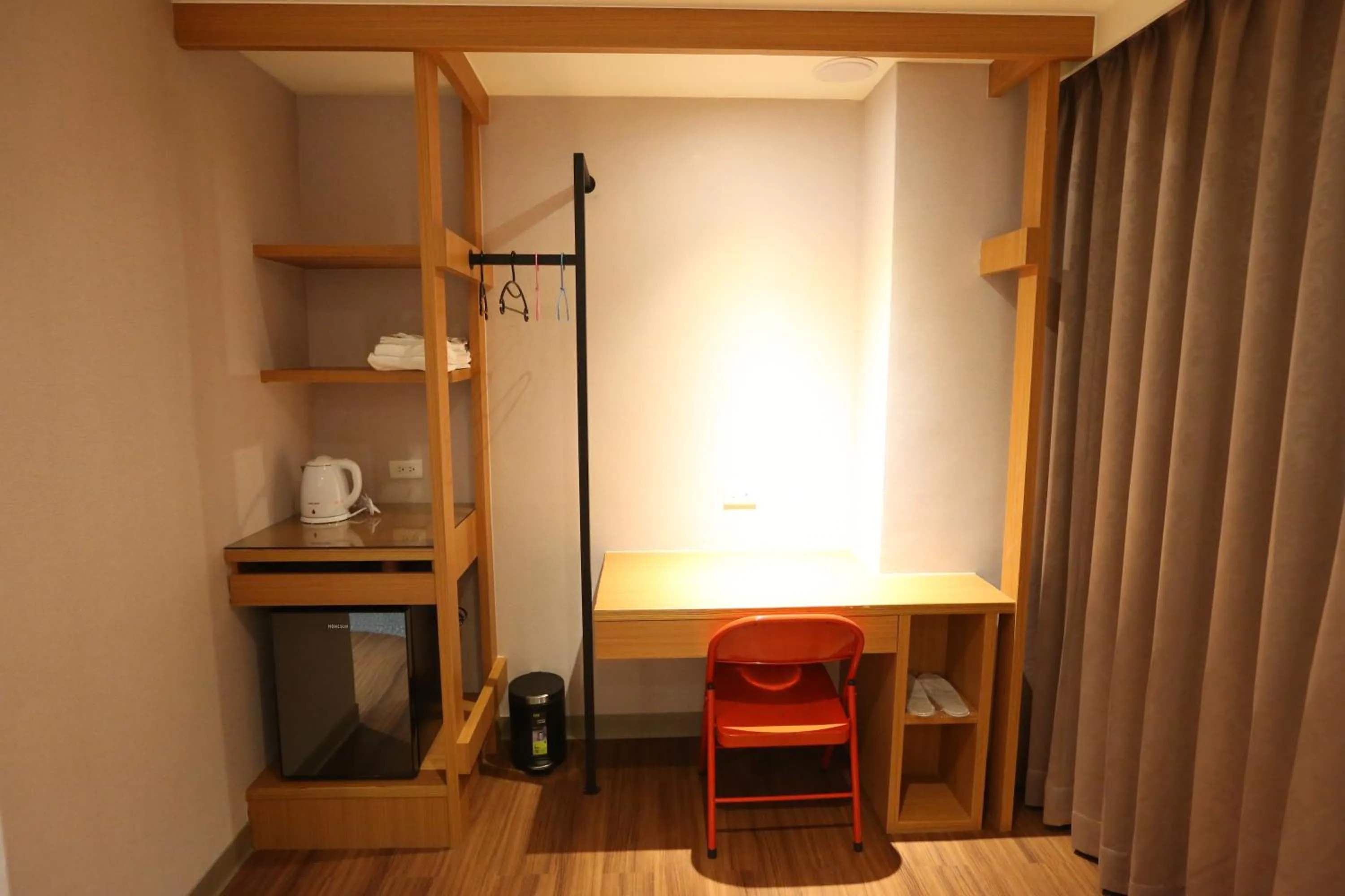 Bedroom in Central Hotel