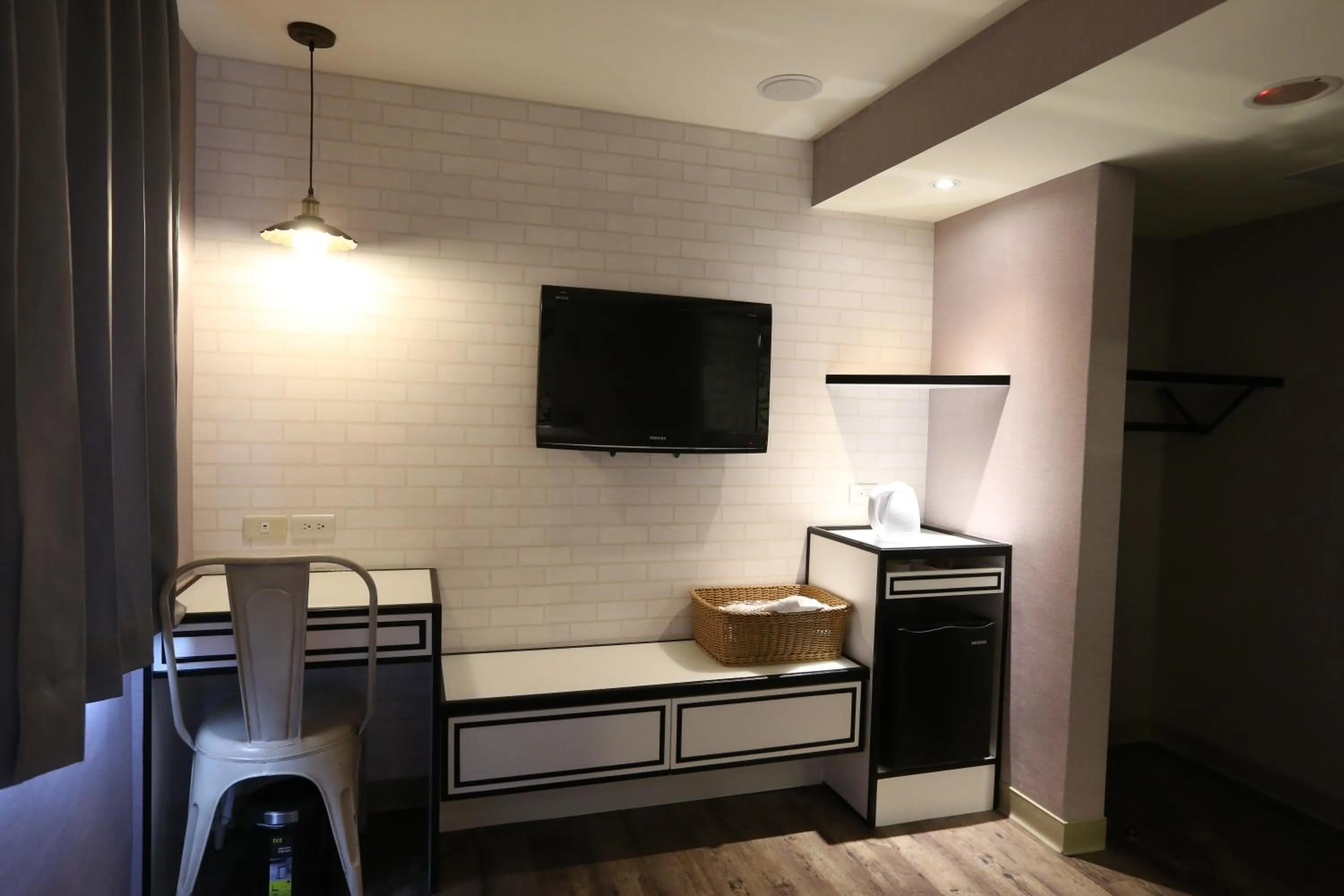 Decorative detail in Central Hotel