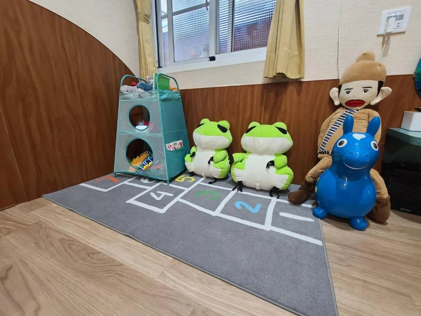 Game Room in Xing Ji Bungalow