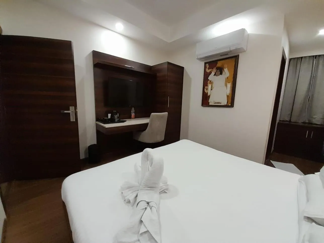 Photo of the whole room, Bed in Sai Maa Hotel & Residency