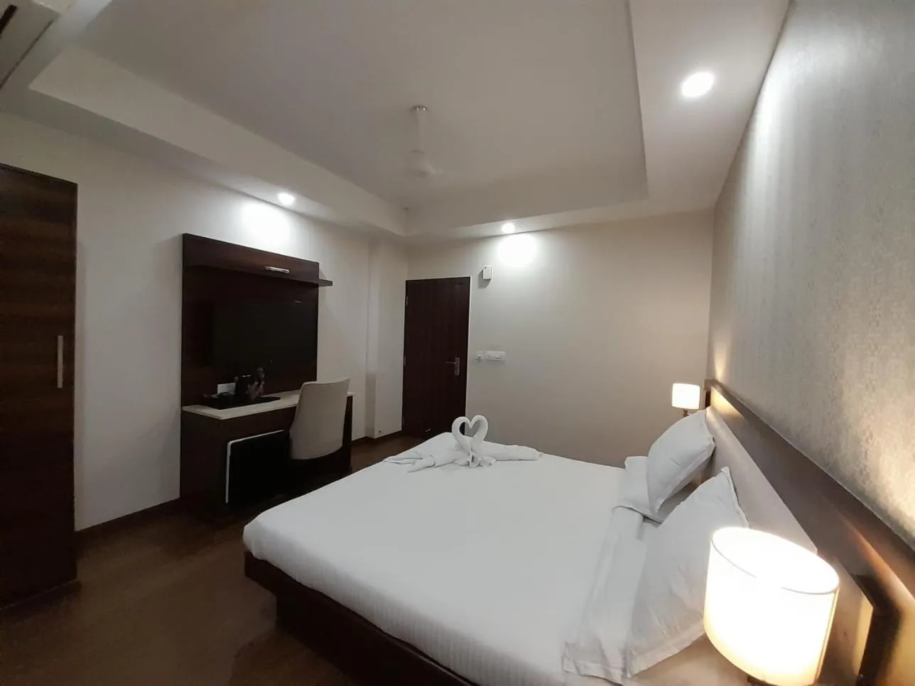 Photo of the whole room, Bed in Sai Maa Hotel & Residency