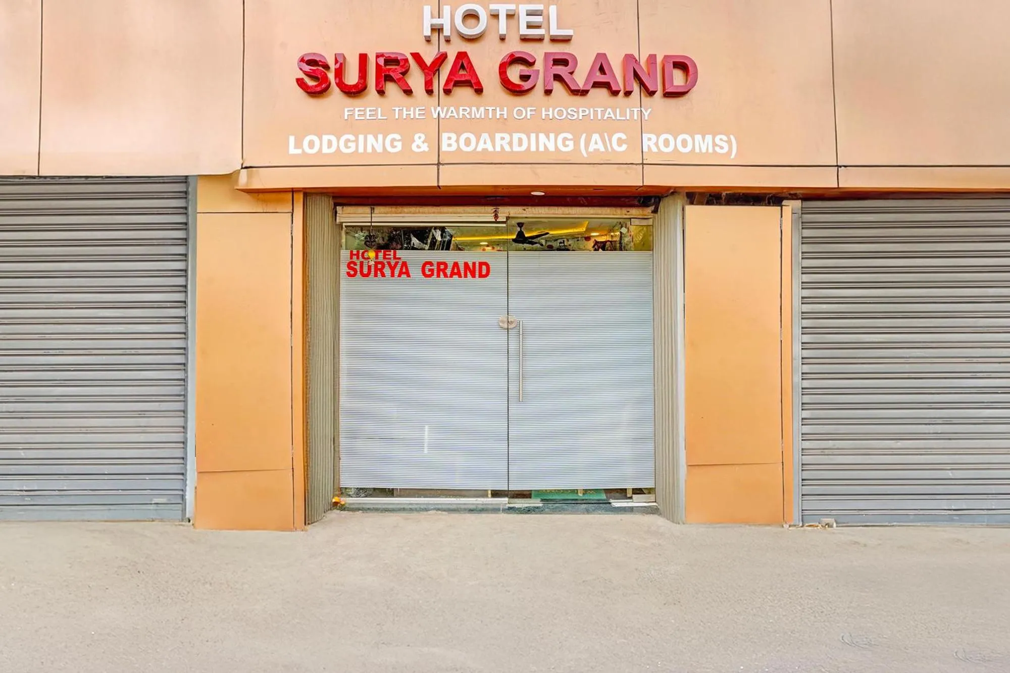 Facade/entrance in Via Surya Grand