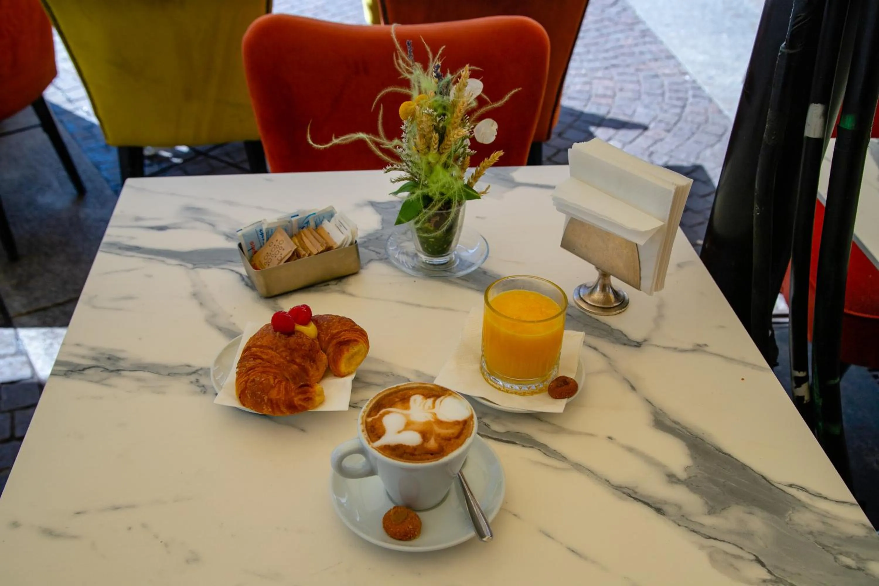Italian breakfast in Aiello Hotels - Isola Design District