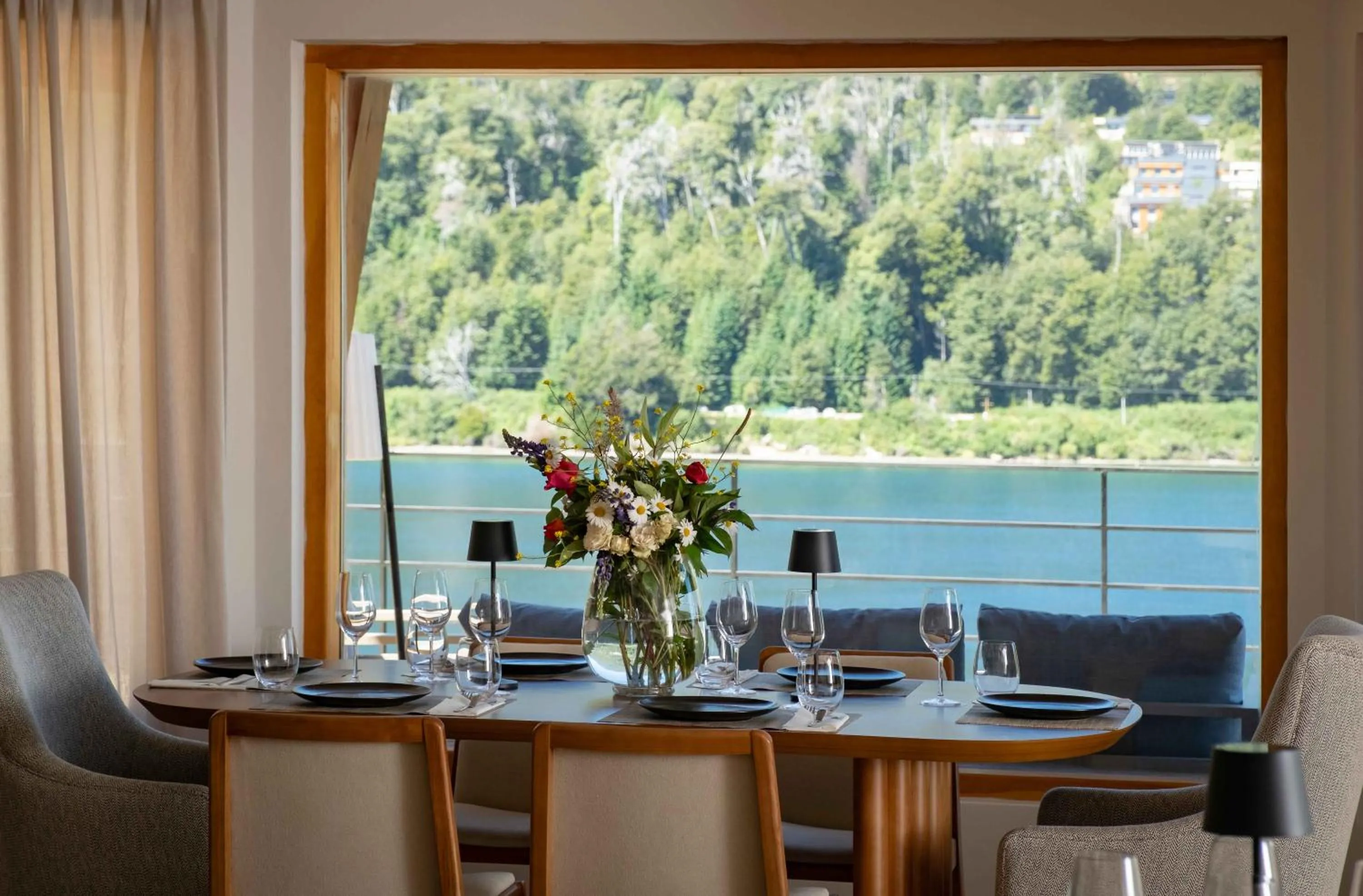 Dining area in Puerto Manzano Boutique Hotel