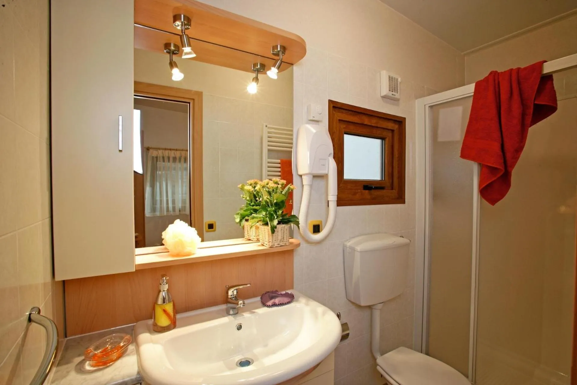 Bathroom in Le Esperidi Camping Ecoresort