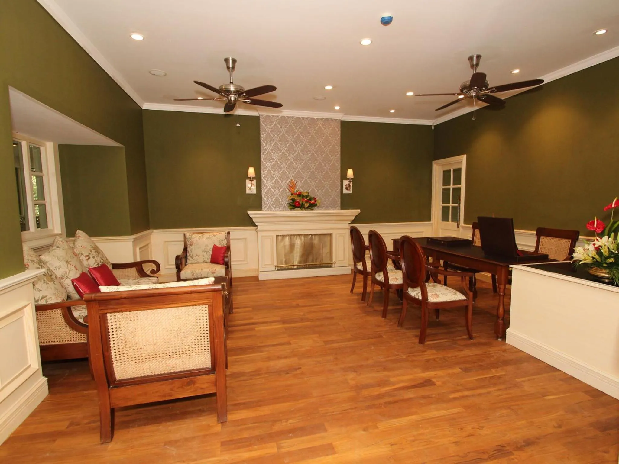 Lobby or reception in Club Mahindra Mount Serene, Munnar