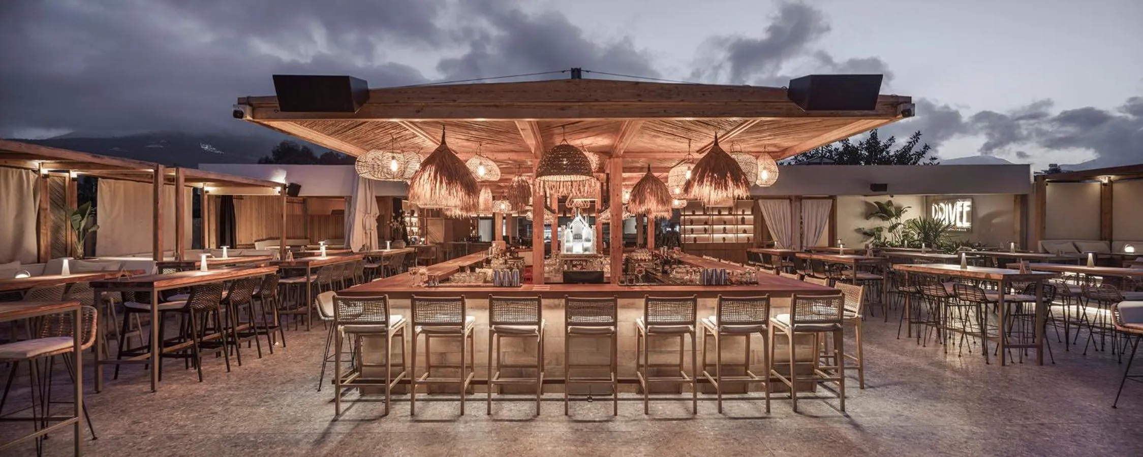 Nightclub / DJ in Day One Beach Resort & SPA - Adult Only