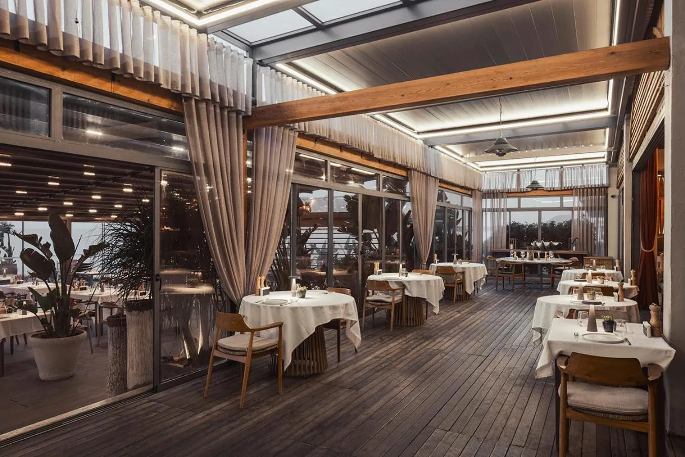 Restaurant/places to eat in Day One Beach Resort & SPA - Adult Only