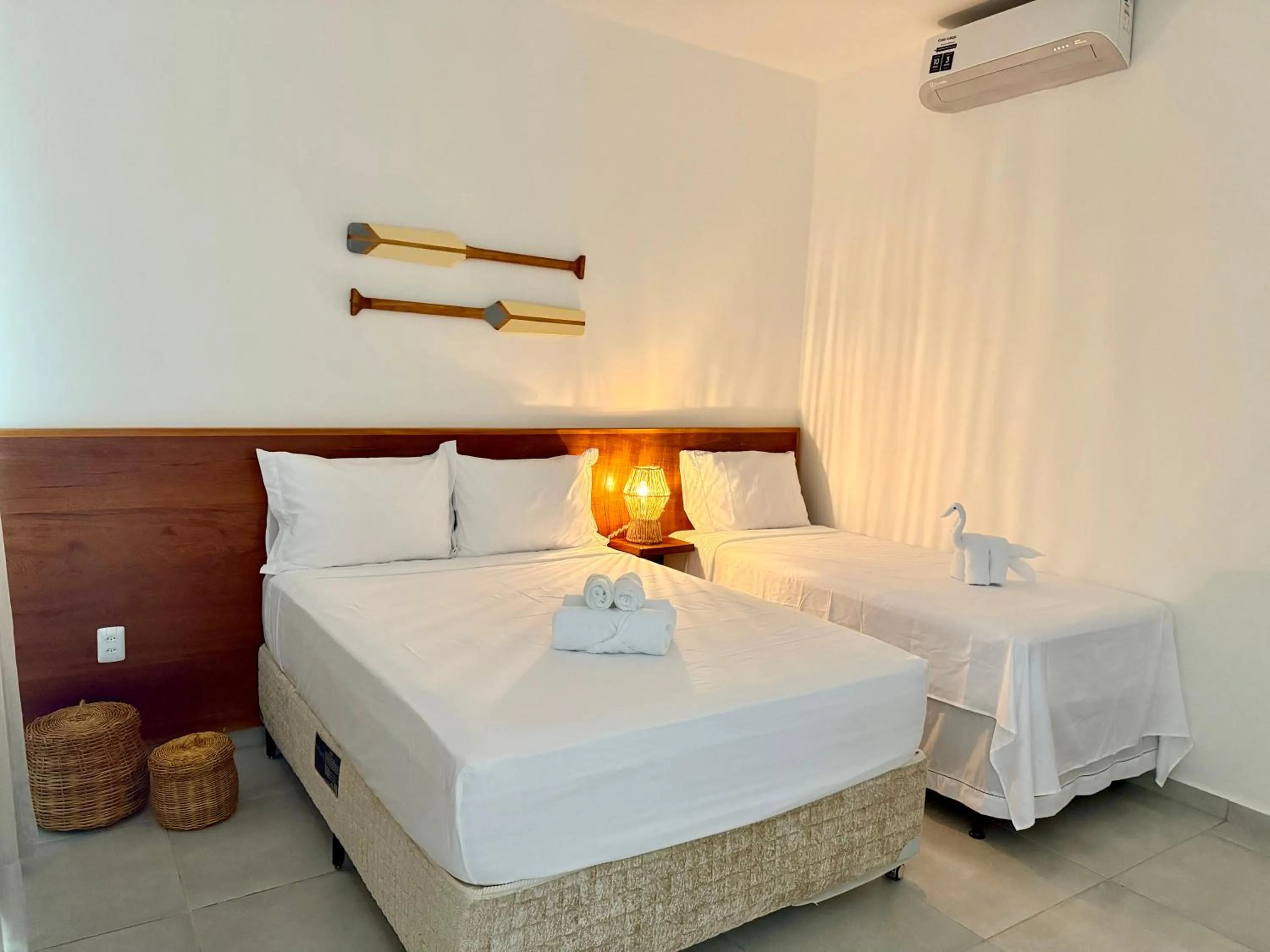 Deluxe Triple Room in Yahweh Hotel