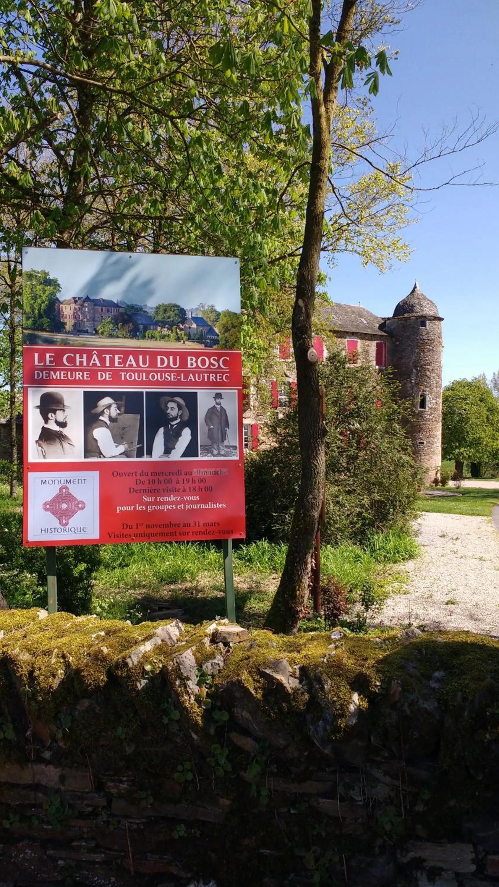 Nearby landmark in Chambre d'Hôtes Le Tilleul de Canac PARKING privé GRATUIT Petits déjeuners COMPRIS