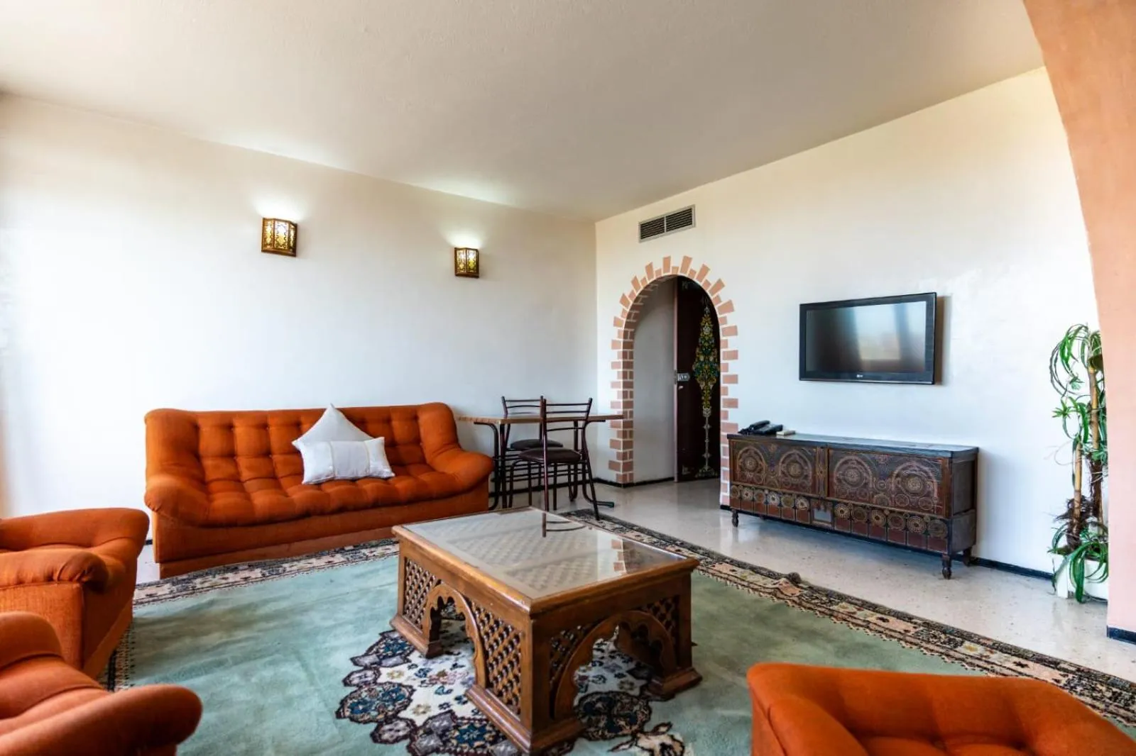 Living room in Hotel Le Grand Imilchil