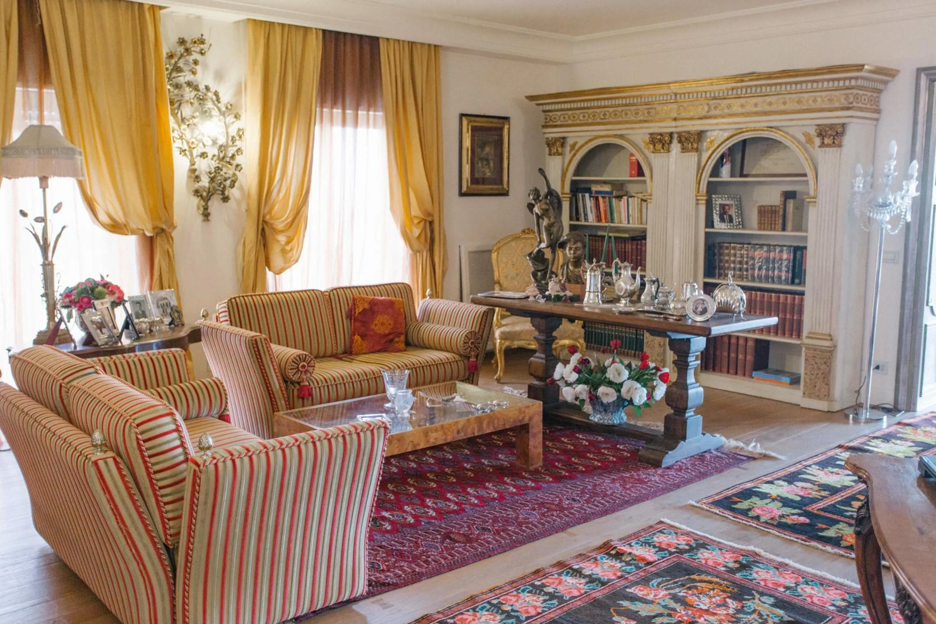 Library in B&B Triskéles