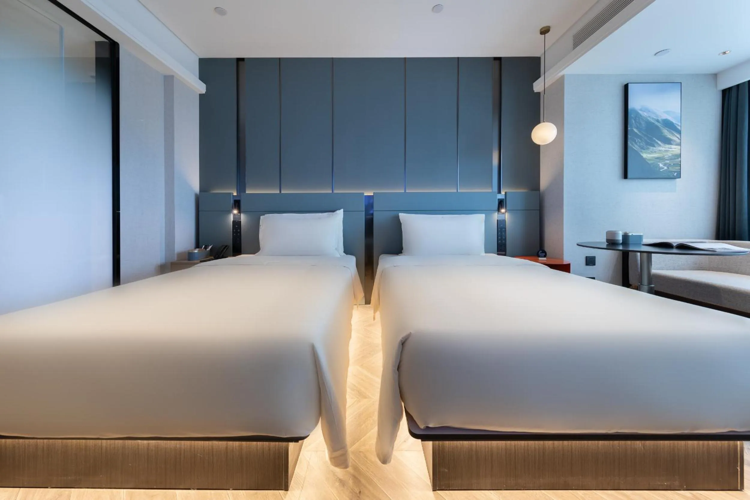 Bed in Atour Hotel Wuhan Wuchang Zhongnan Road