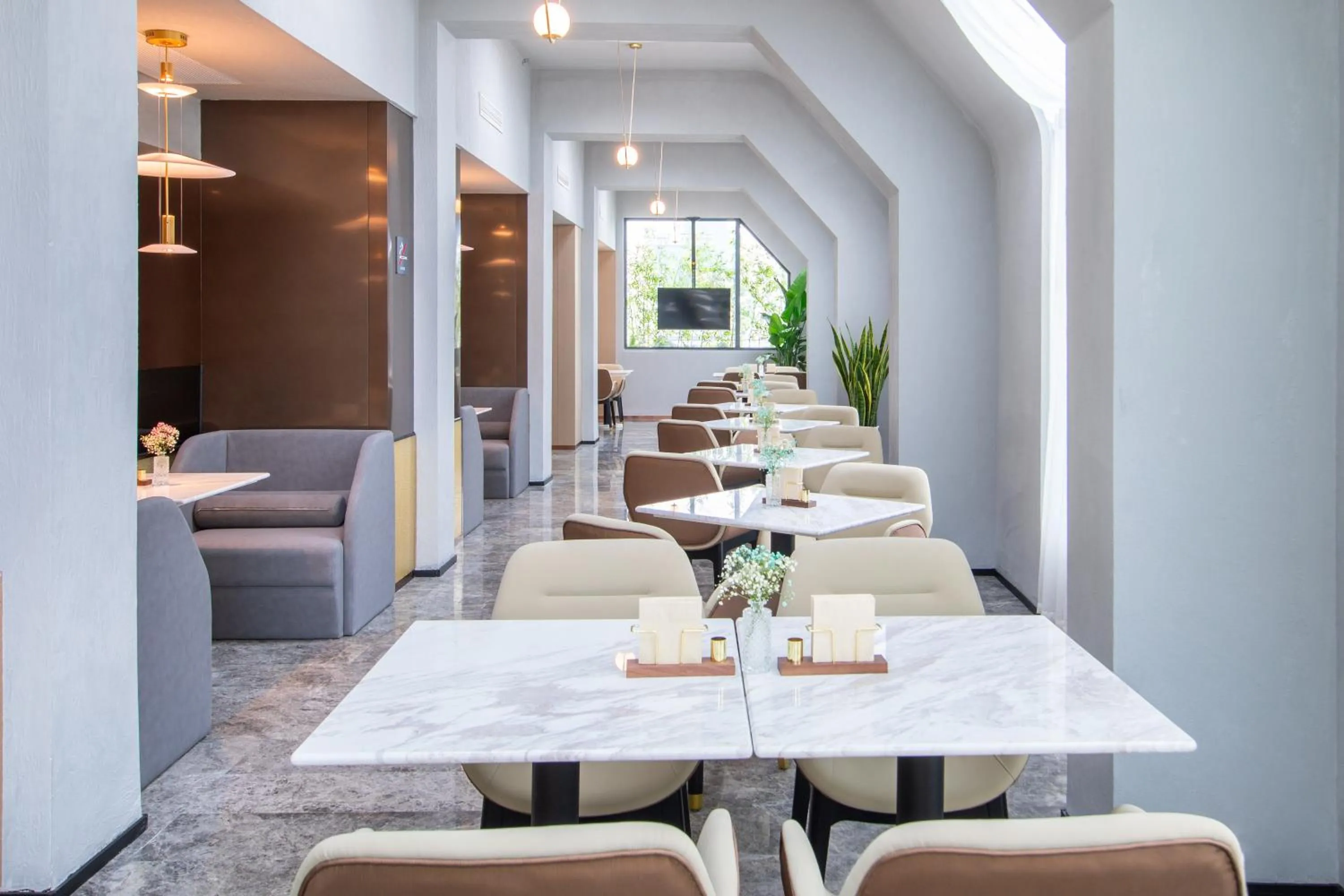 Restaurant/places to eat in Atour Hotel Wuhan Wuchang Zhongnan Road