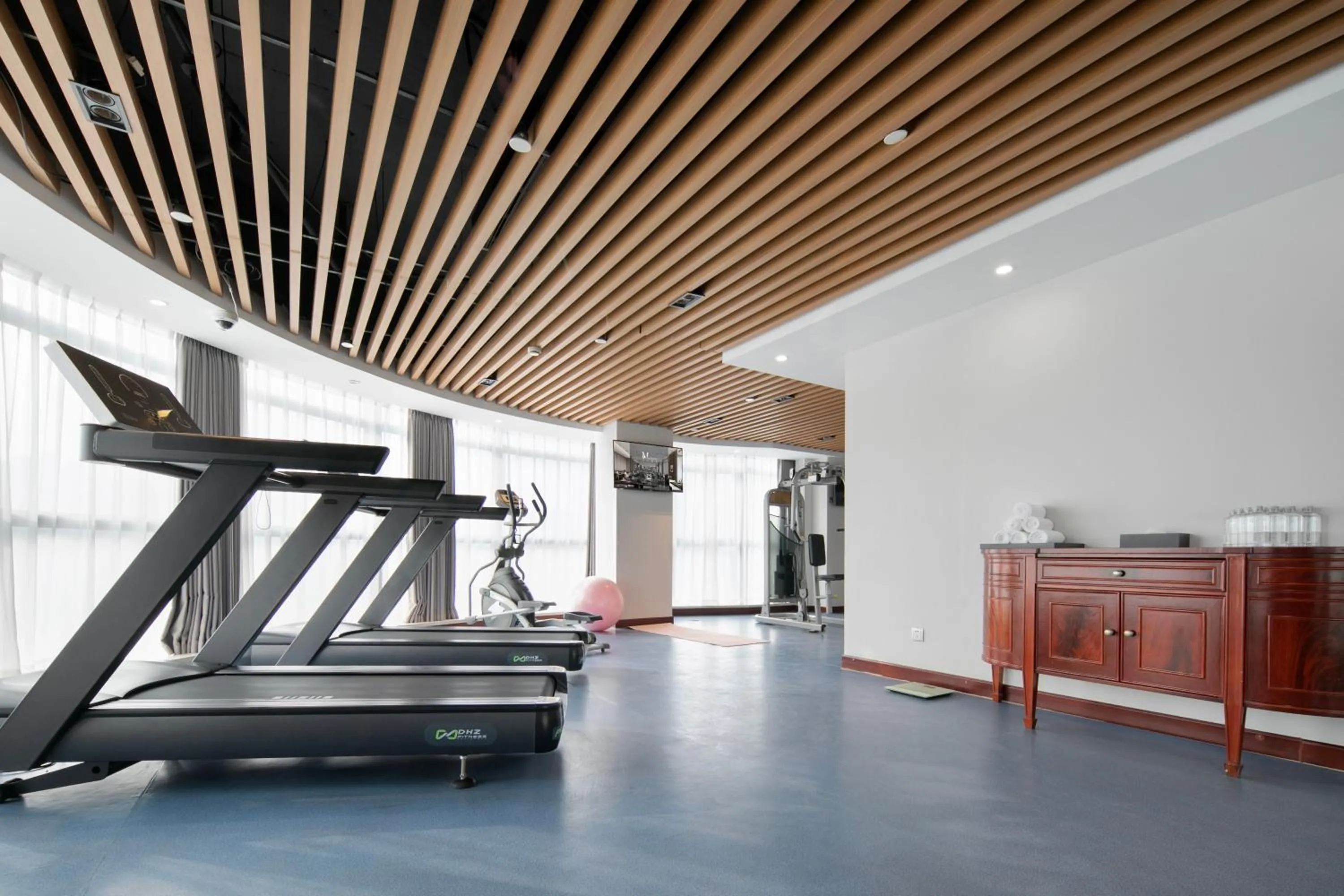 Fitness centre/facilities in Meilun Hotel Shanghai Hongqiao Hub