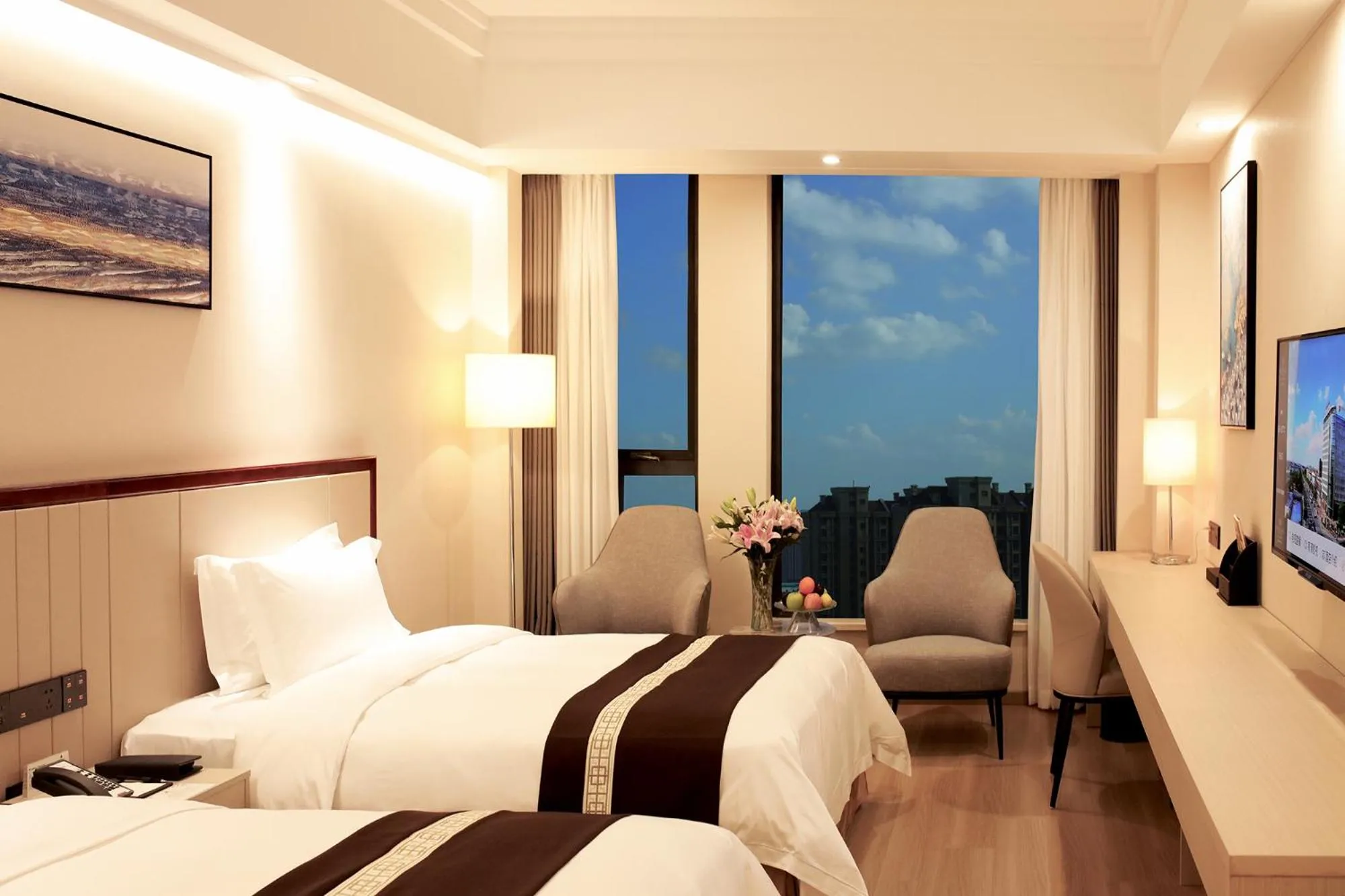 TV and multimedia in Meilun Hotel Shanghai Hongqiao Hub