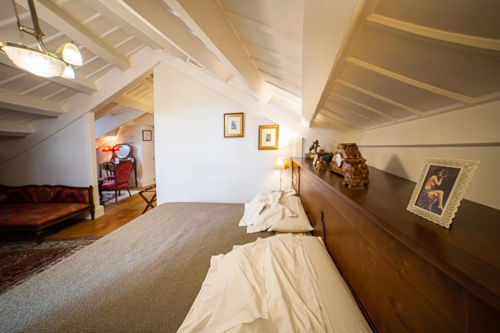 Bedroom, Bed in Hotel Monumento Pazo de Orbán