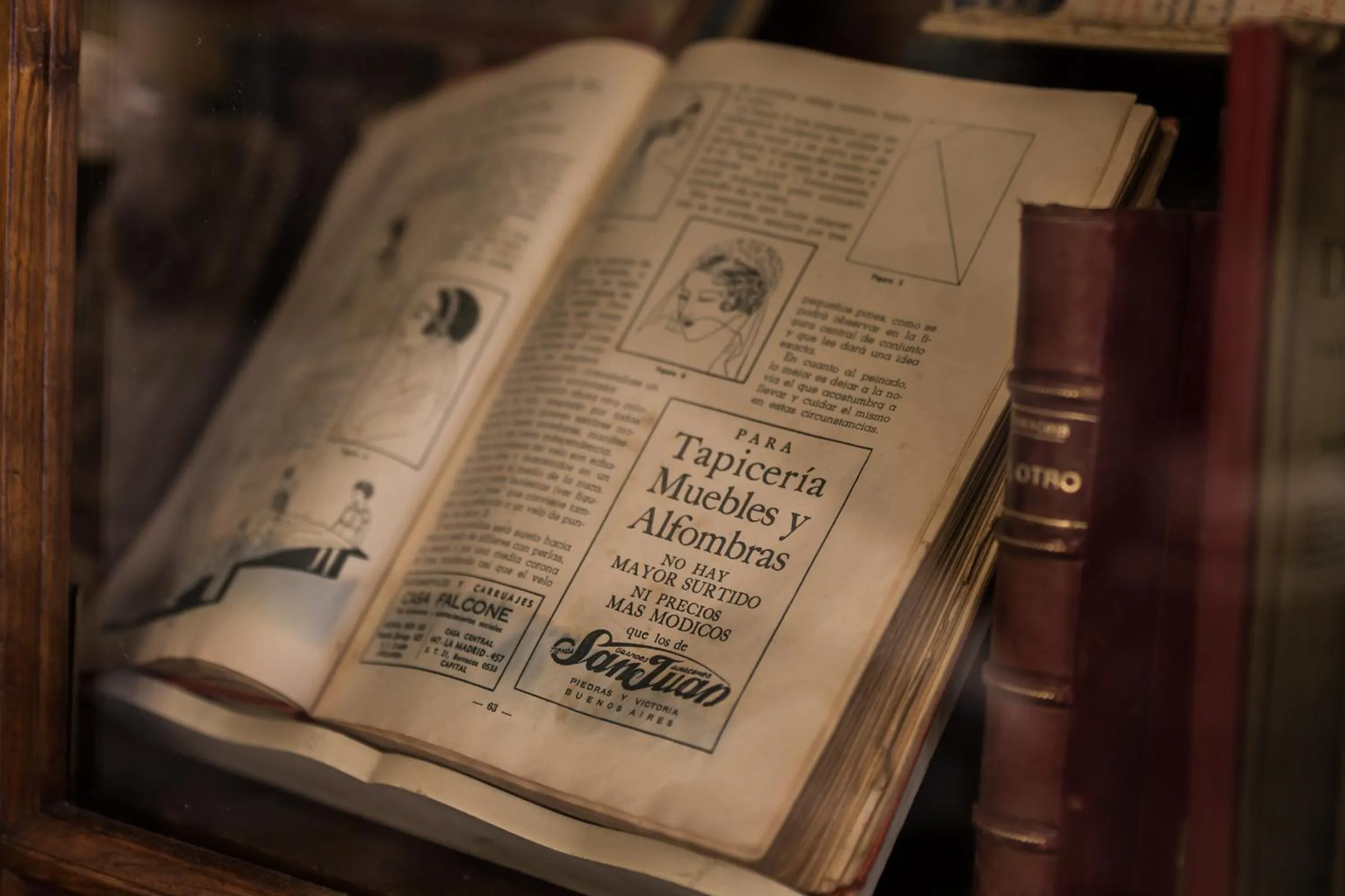 Decorative detail in Hotel Monumento Pazo de Orbán