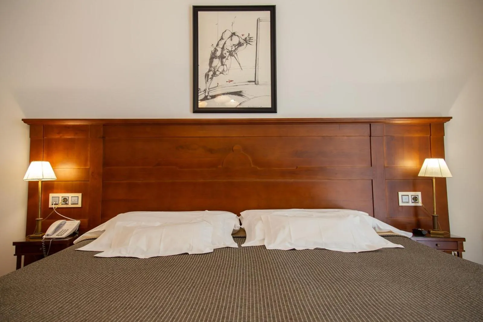 Bed in Hotel Monumento Pazo de Orbán