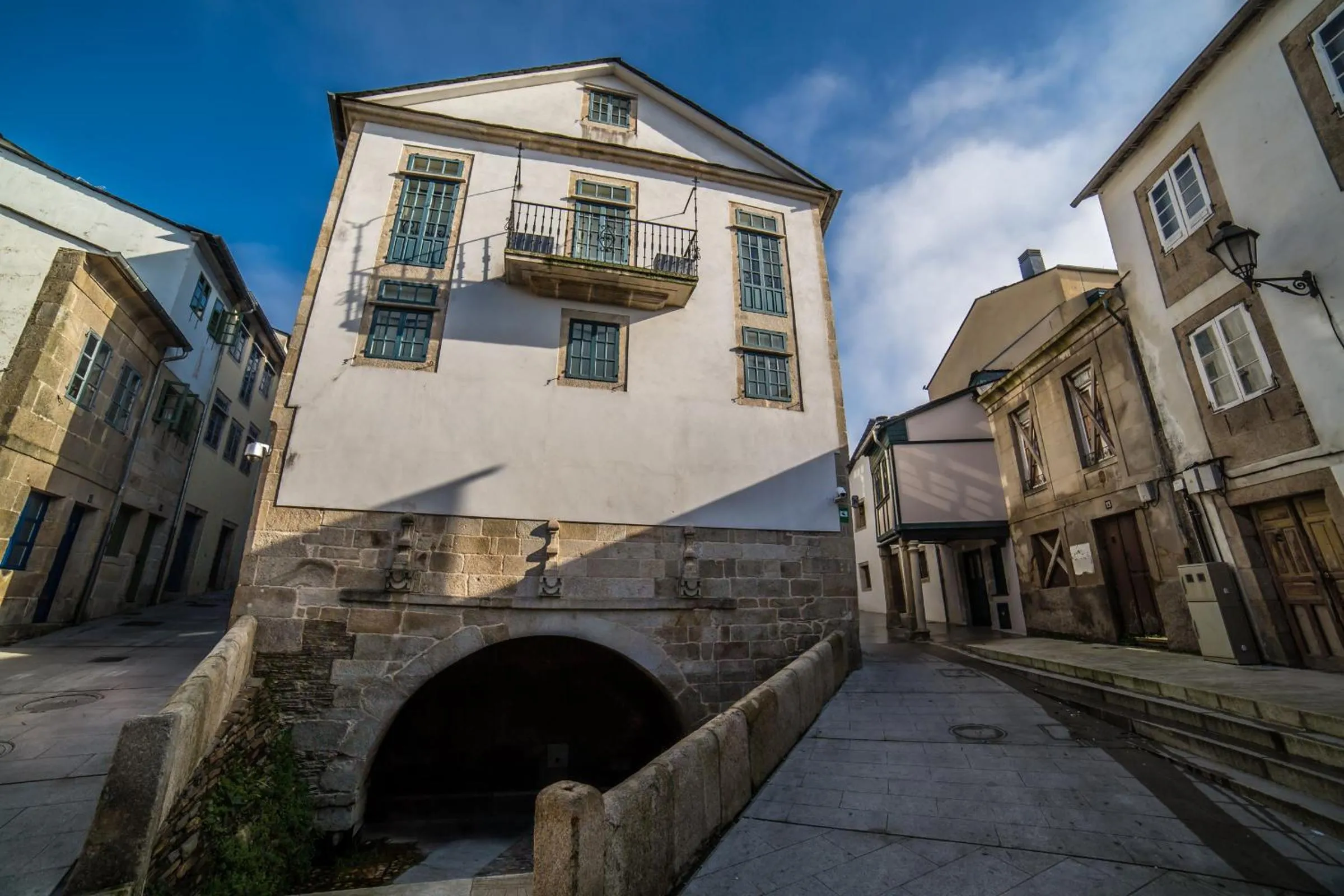Facade/entrance in Hotel Monumento Pazo de Orbán